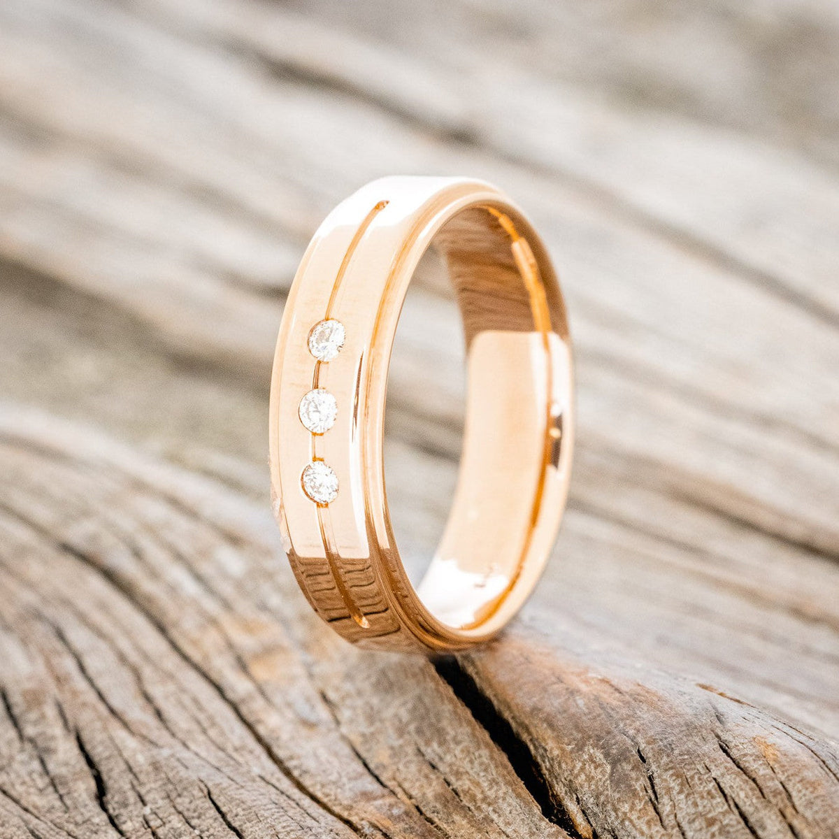 14K GOLD MEN'S ENGAGEMENT RING WITH DIAMOND ACCENTS 14K White Gold