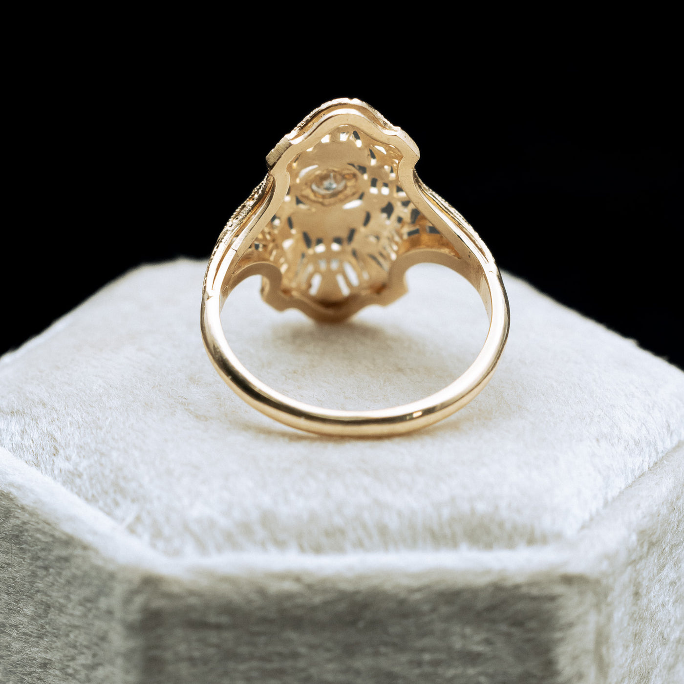 VINTAGE solid 10KT Yellow Gold Filligree Art Deco sold Ring