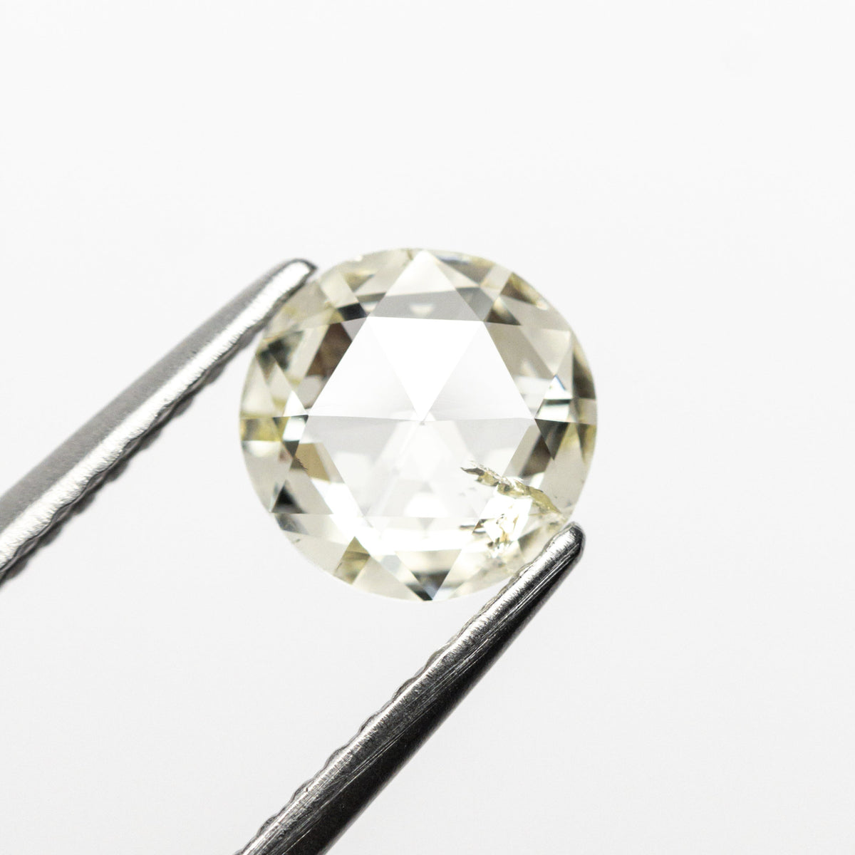 0.88ct 6.58x6.52x2.39mm I1 Q-R Round Double Cut 19017-08-Staghead Designs