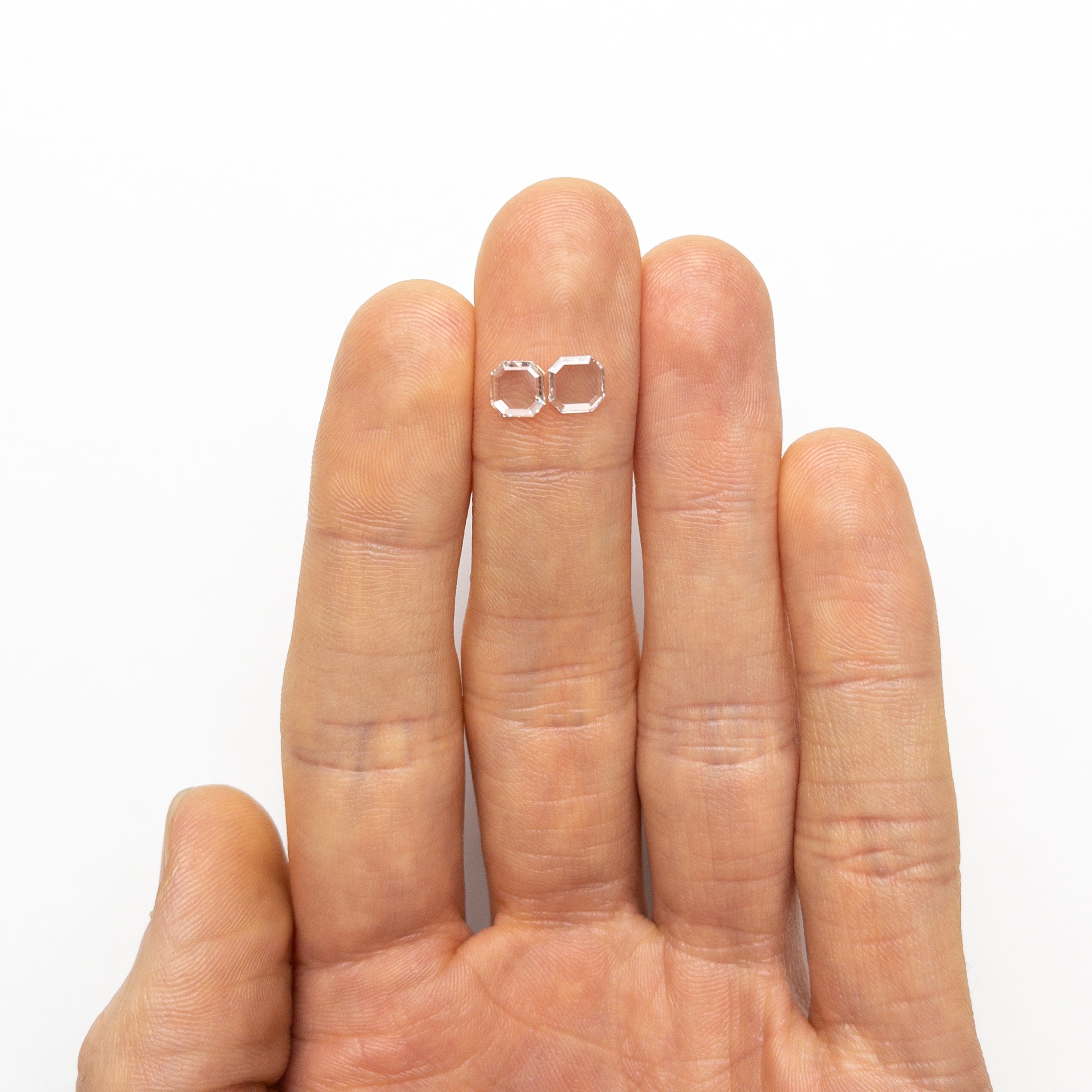 0.92cttw 2pc 5.61x5.60x1.24mm 5.63x5.61x1.00mm VS E/F Cut Corner Square Portrait Cut Matching Pair 19854-50-Staghead Designs