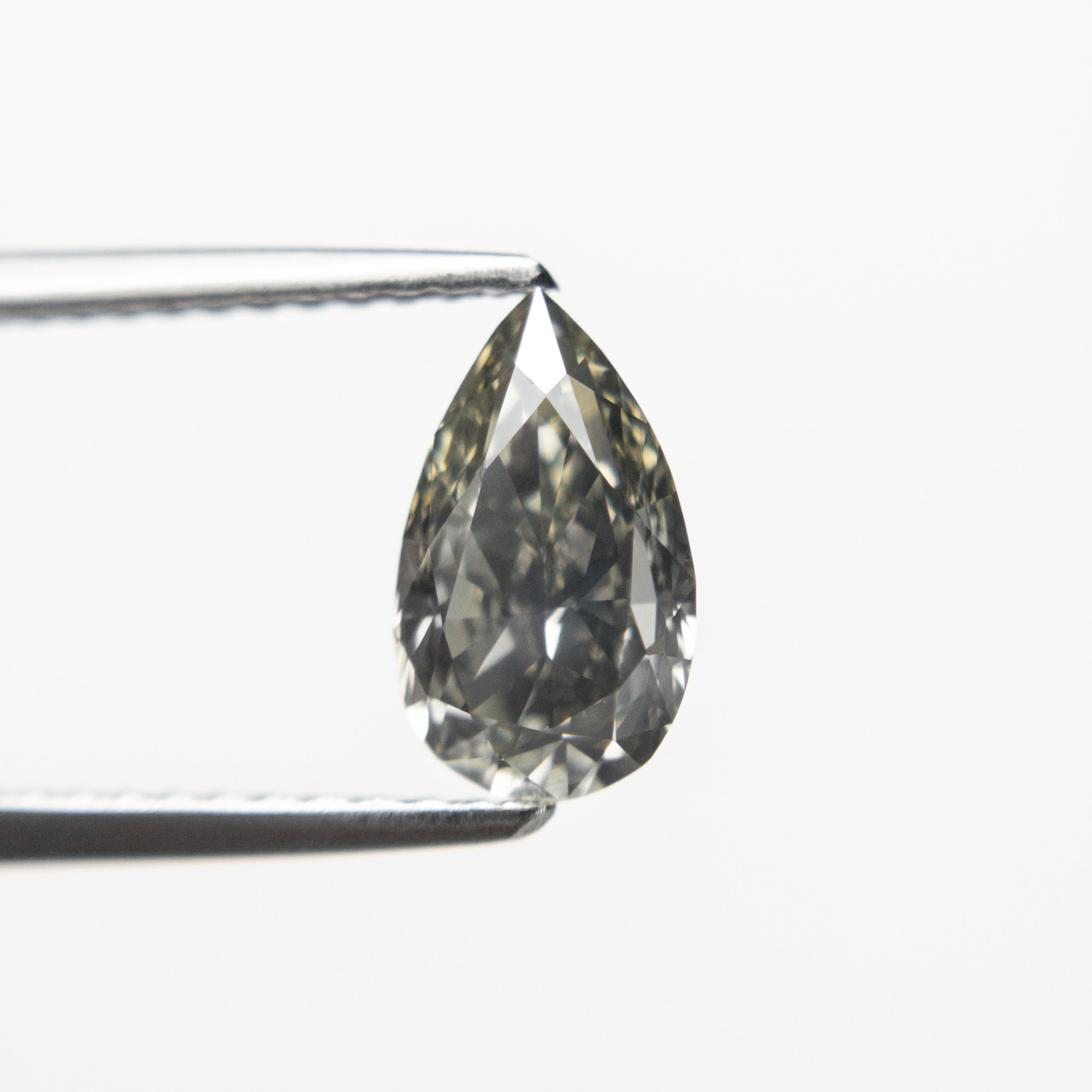 1.07ct 8.47x5.07x3.48mm Fancy Grey Pear Brilliant 19913-19-Staghead Designs