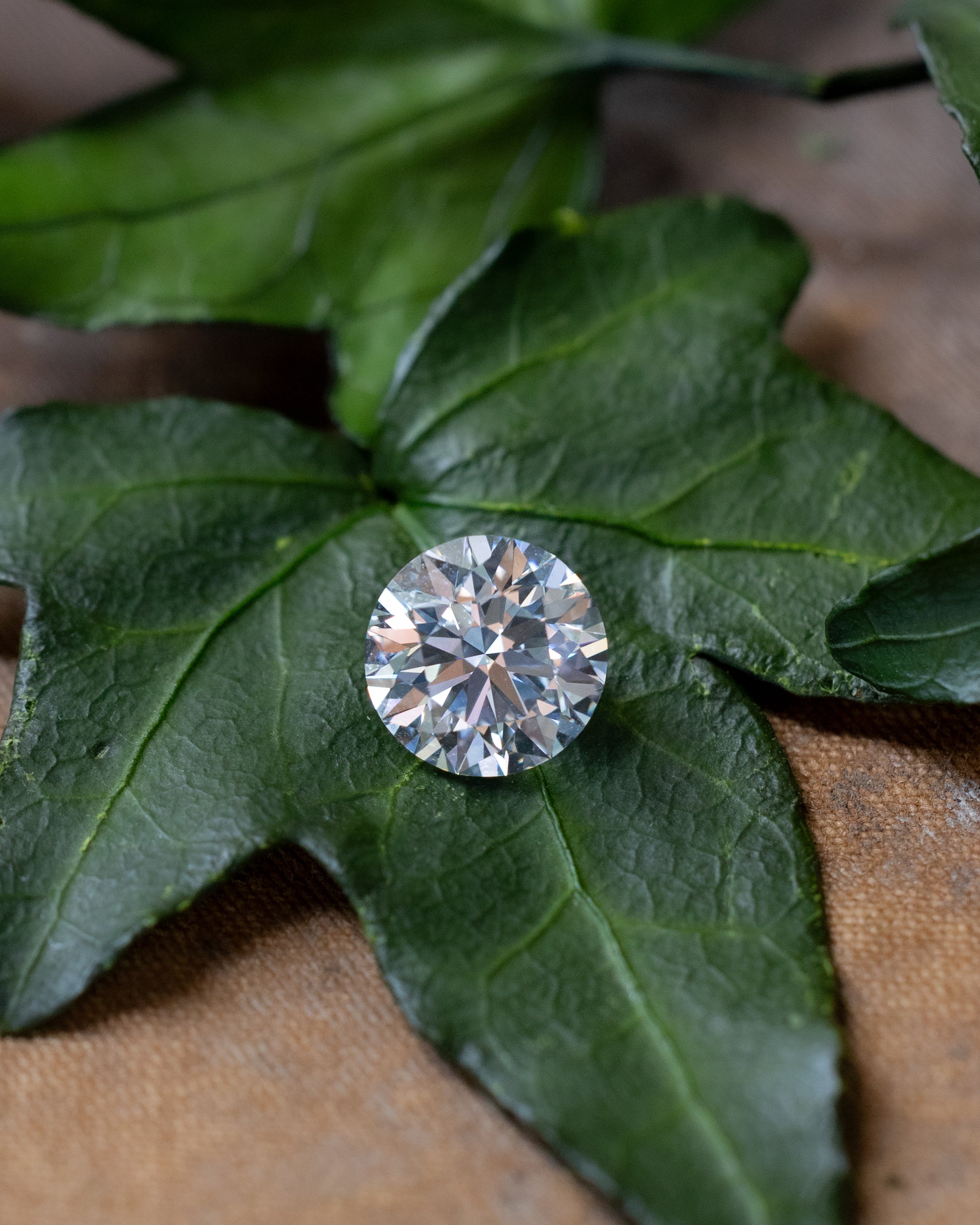 2.27ct 8.41x5.23mm ROUND BRILLIANT CUT LAB-GROWN DIAMOND - VS1 E-Staghead Designs