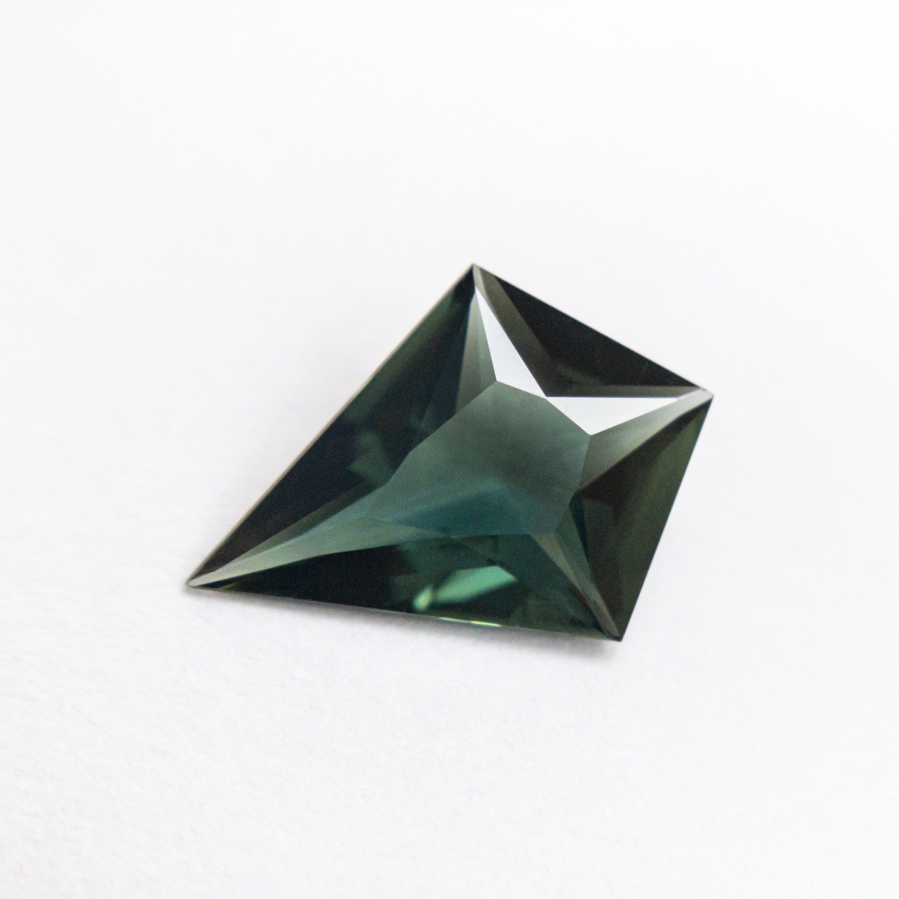 1.40ct 11.51x8.35x3.12mm Kite Brilliant Sapphire 20034-02-Staghead Designs