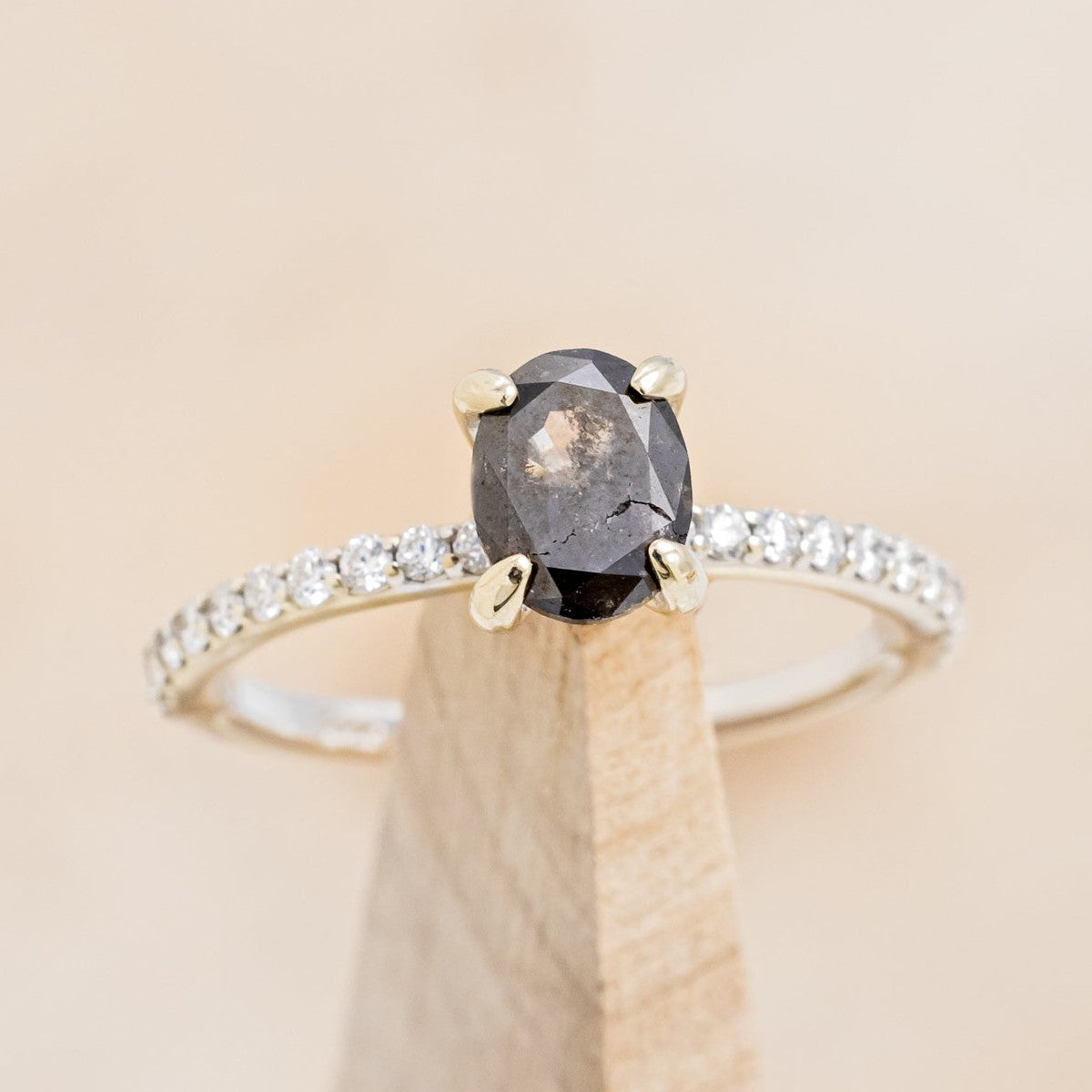 "MON PETIT" - PAVÉ OVAL SALT & PEPPER DIAMOND SOLITAIRE ENGAGEMENT RING- 14K WHITE GOLD - SIZE 5 1/2-1