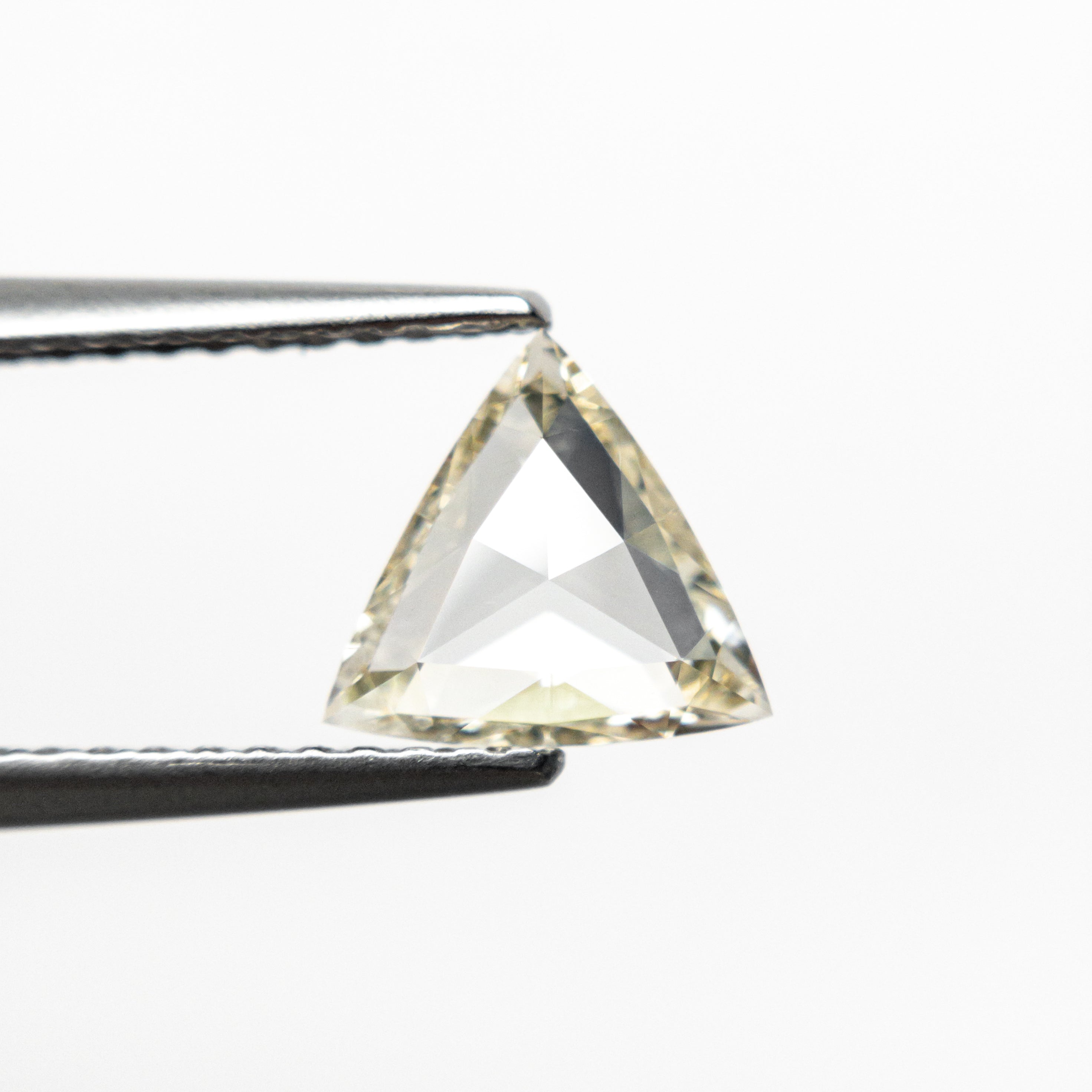 0.72ct 6.94x7.43x2.07mm VS1 Q-R Trillion Rosecut 🇨🇦 21310-01-Staghead Designs