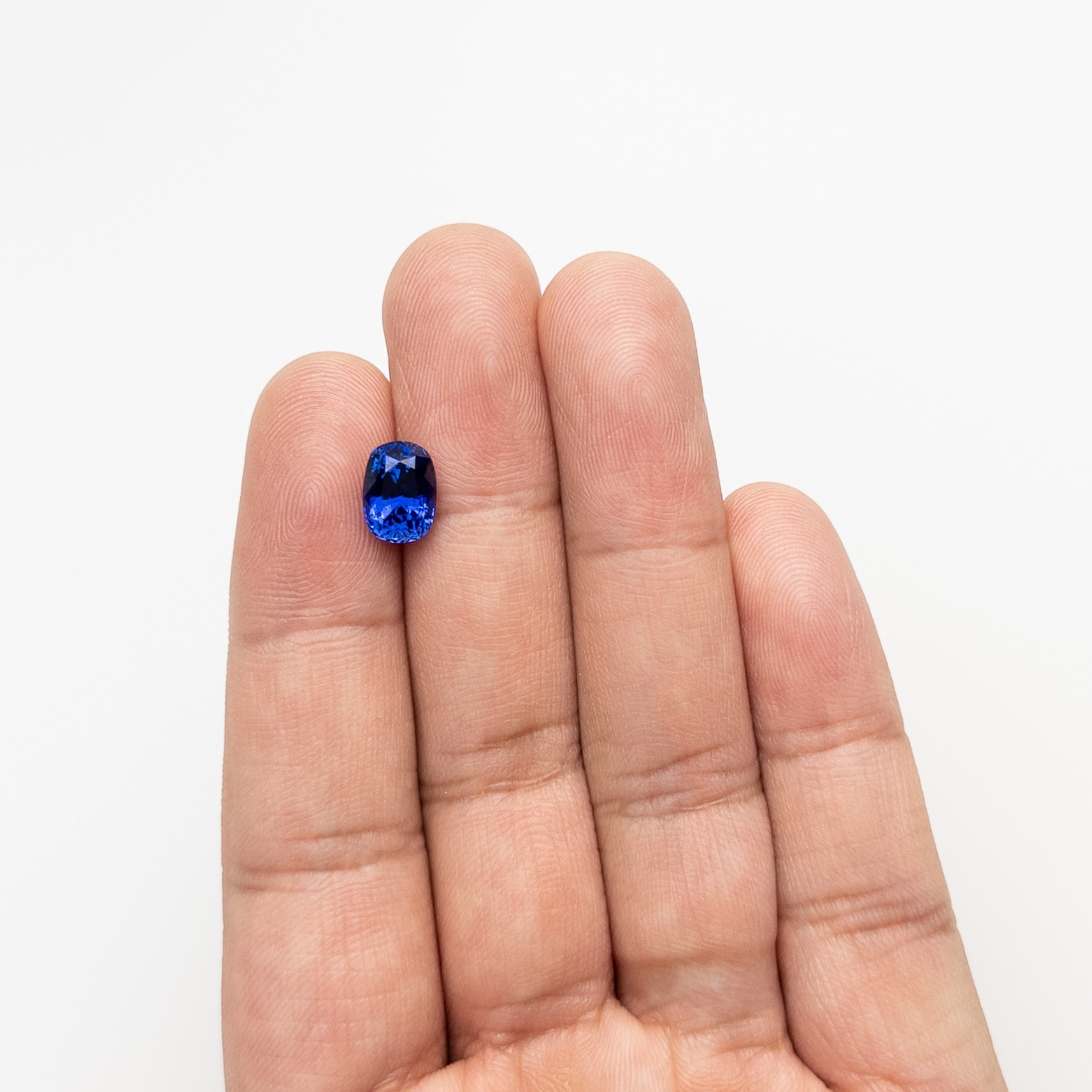 2.98ct 9.22x6.66x5.66mm Cushion Brilliant Sapphire 22149-01-Staghead Designs