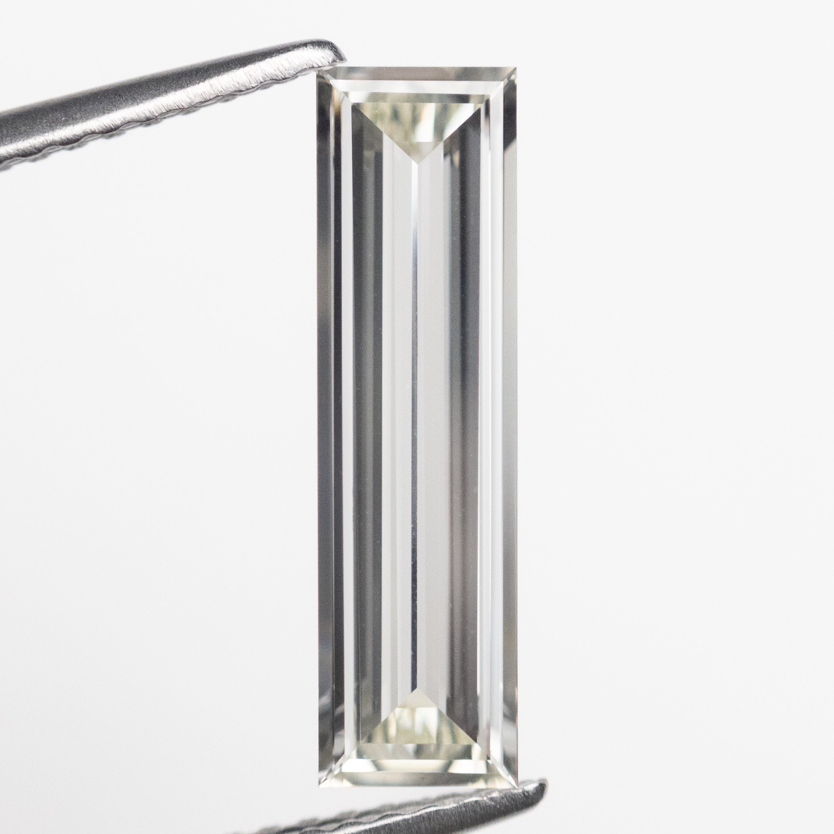 1.04ct 15.35x4.17x1.59mm GIA VS2 I Baguette Step Cut 23037-01-Staghead Designs