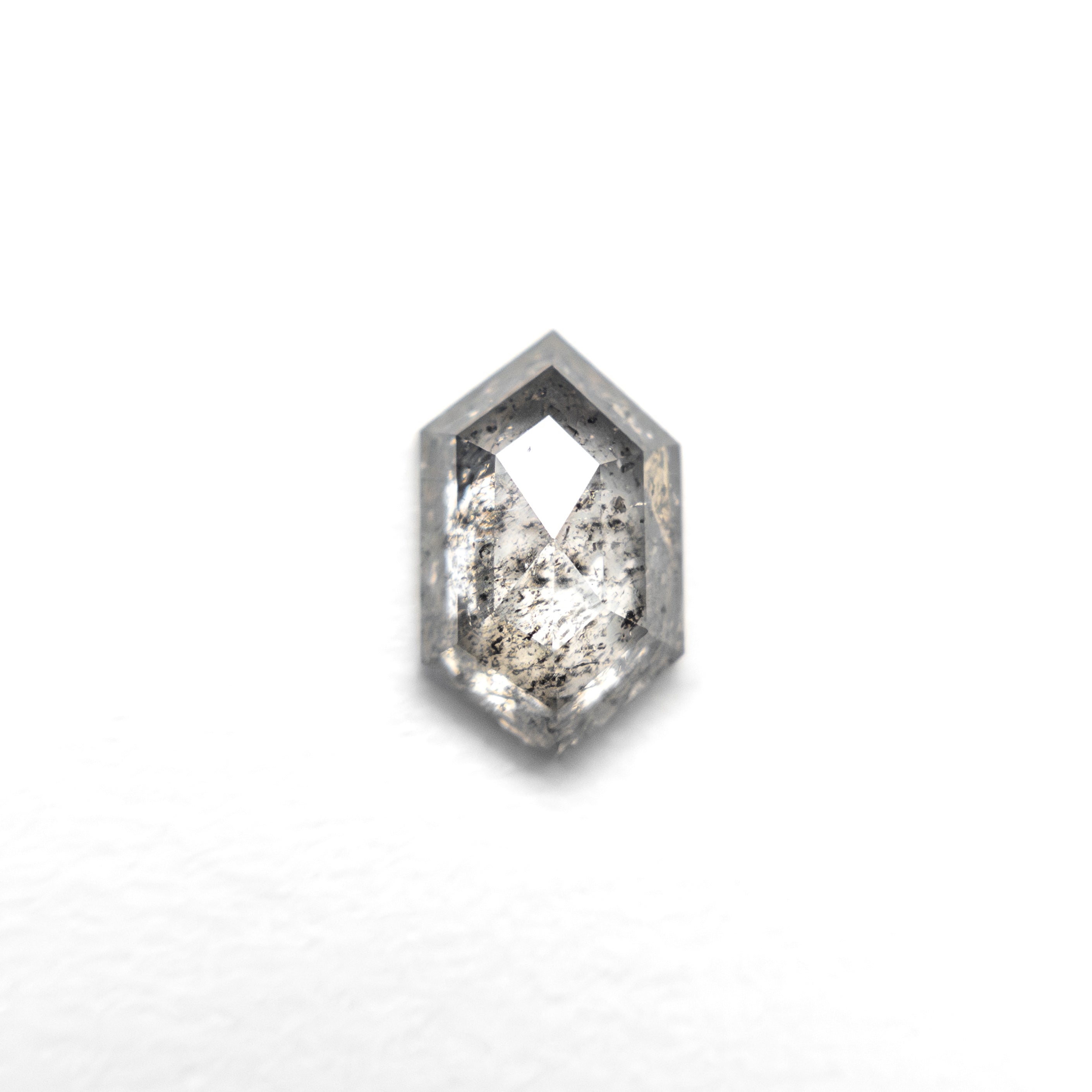 0.67ct 7.02x4.32x2.40mm Hexagon Rosecut 23189-18