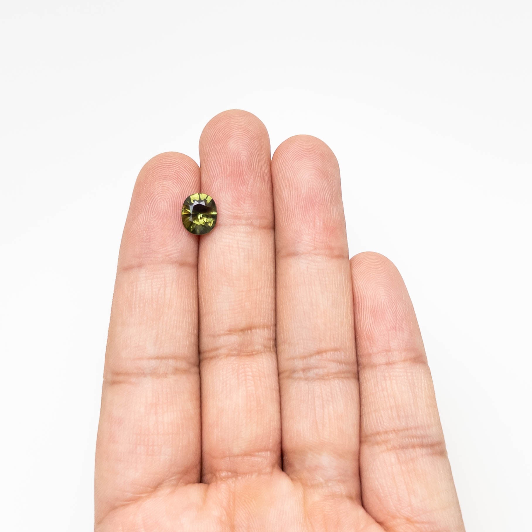 2.09ct 8.43x7.23x4.73mm Oval Brilliant Sapphire 23813-07-Staghead Designs