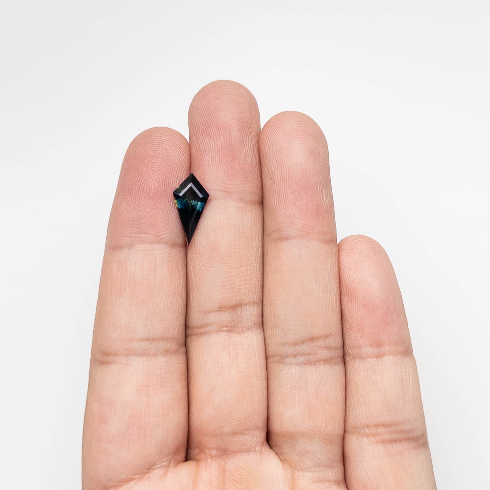 2.55ct 14.81x7.47x4.31mm Kite Step Cut Sapphire 23815-02-Staghead Designs