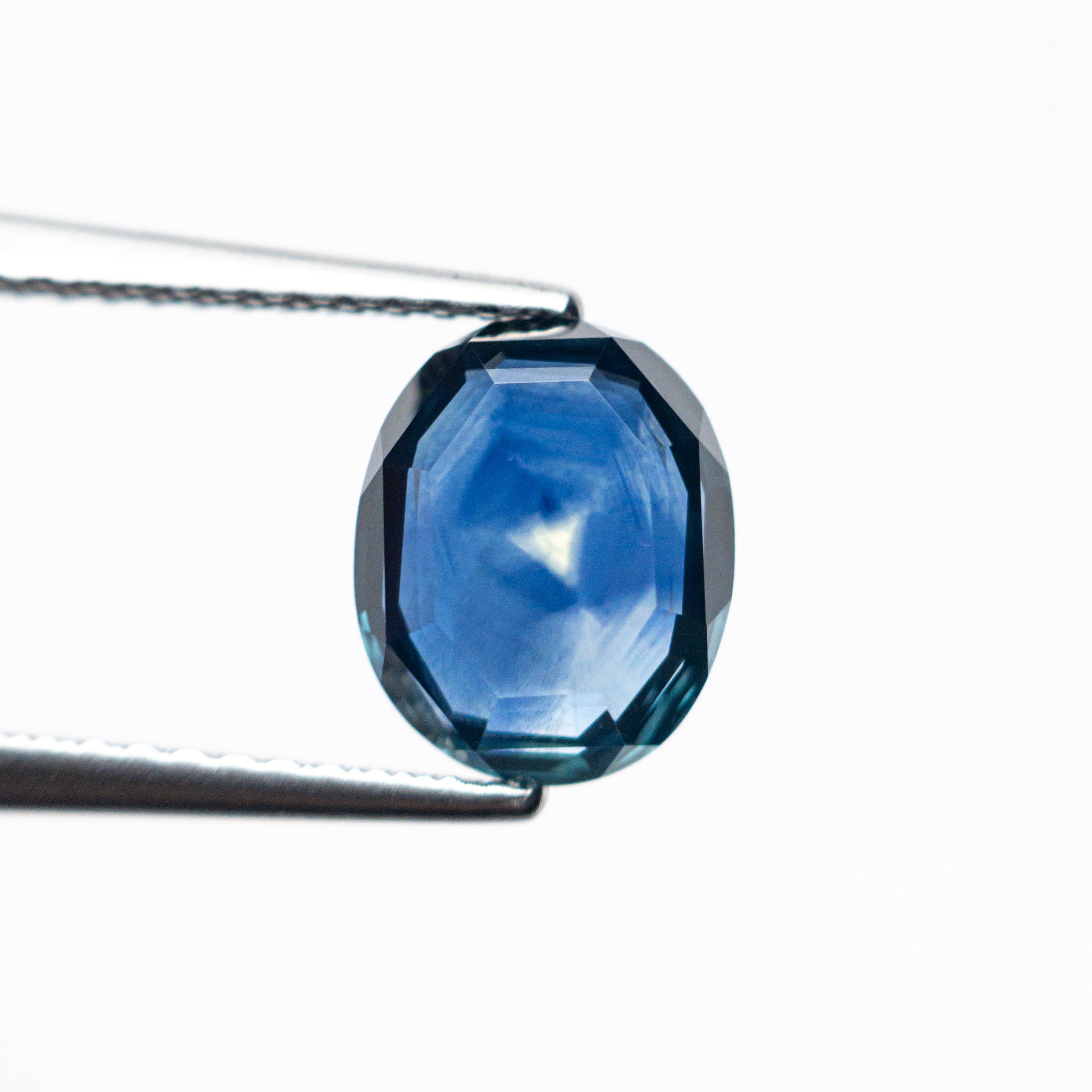 1.92ct 8.42x6.83x2.82mm Oval Portrait Cut Sapphire 24197-04-Staghead Designs