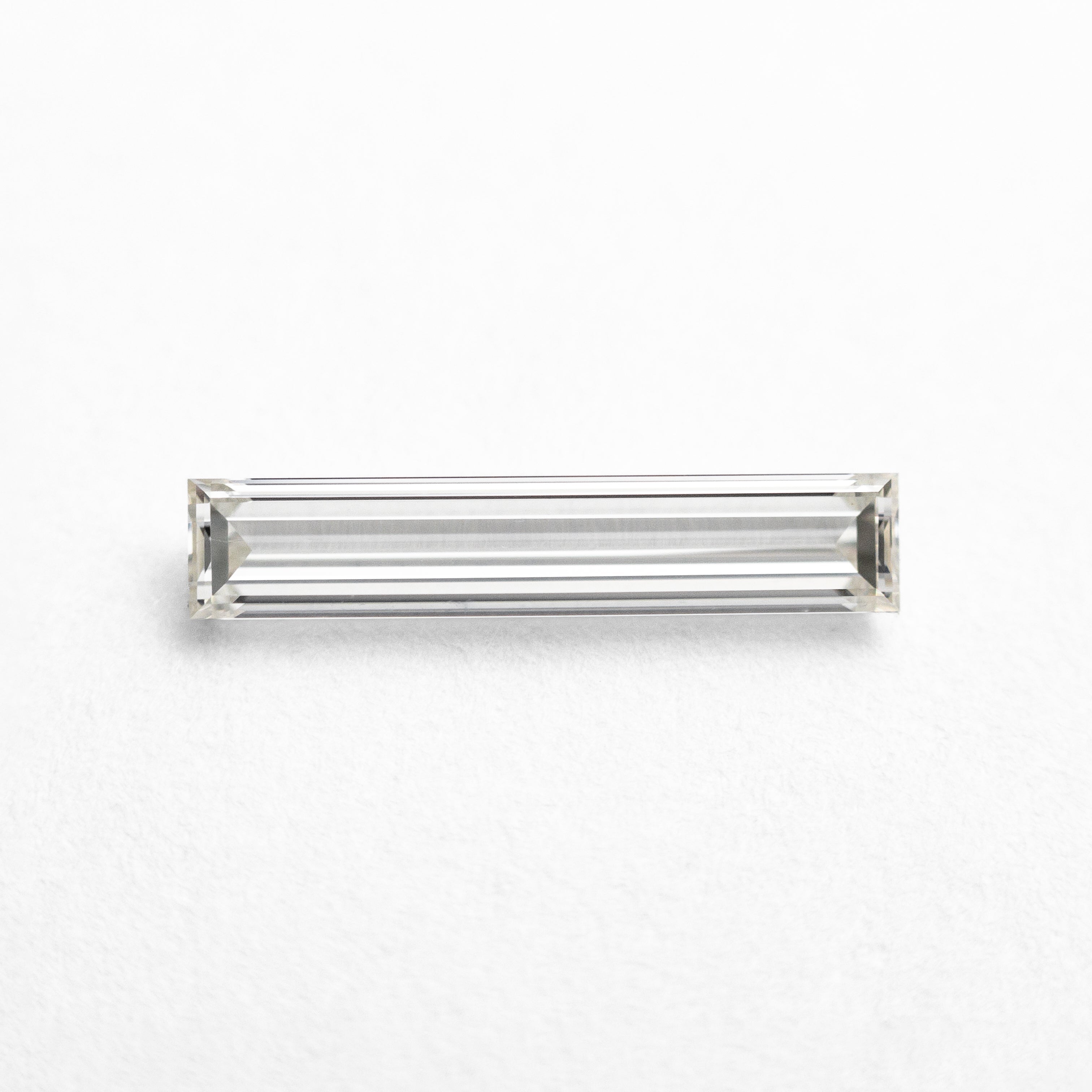 0.41ct 10.54x2.12x1.50mm GIA VS1 I Baguette Step Cut 24297-01-Staghead Designs