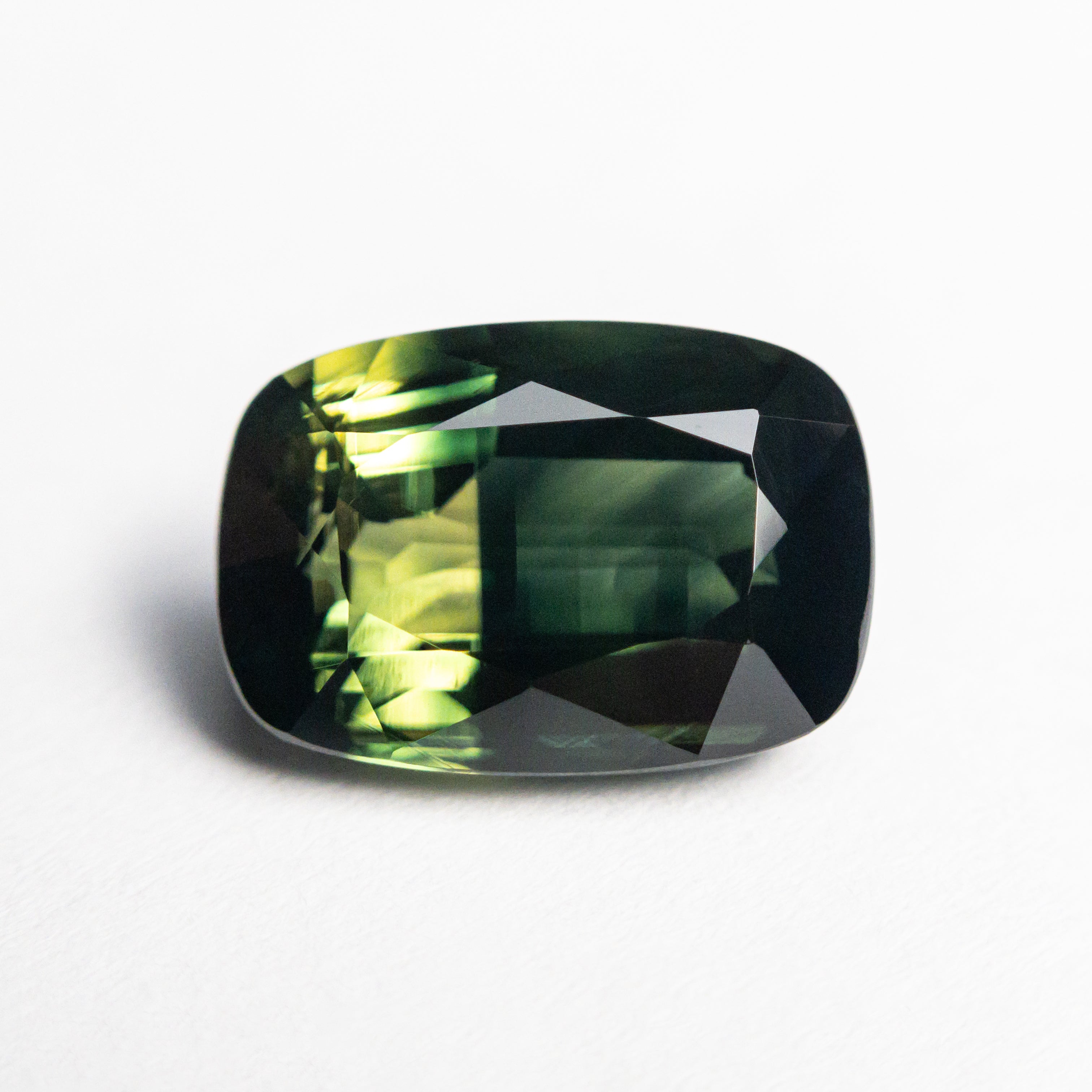 3.58ct 10.20x7.10x4.81mm Cushion Brilliant Sapphire 25065-06-Staghead Designs