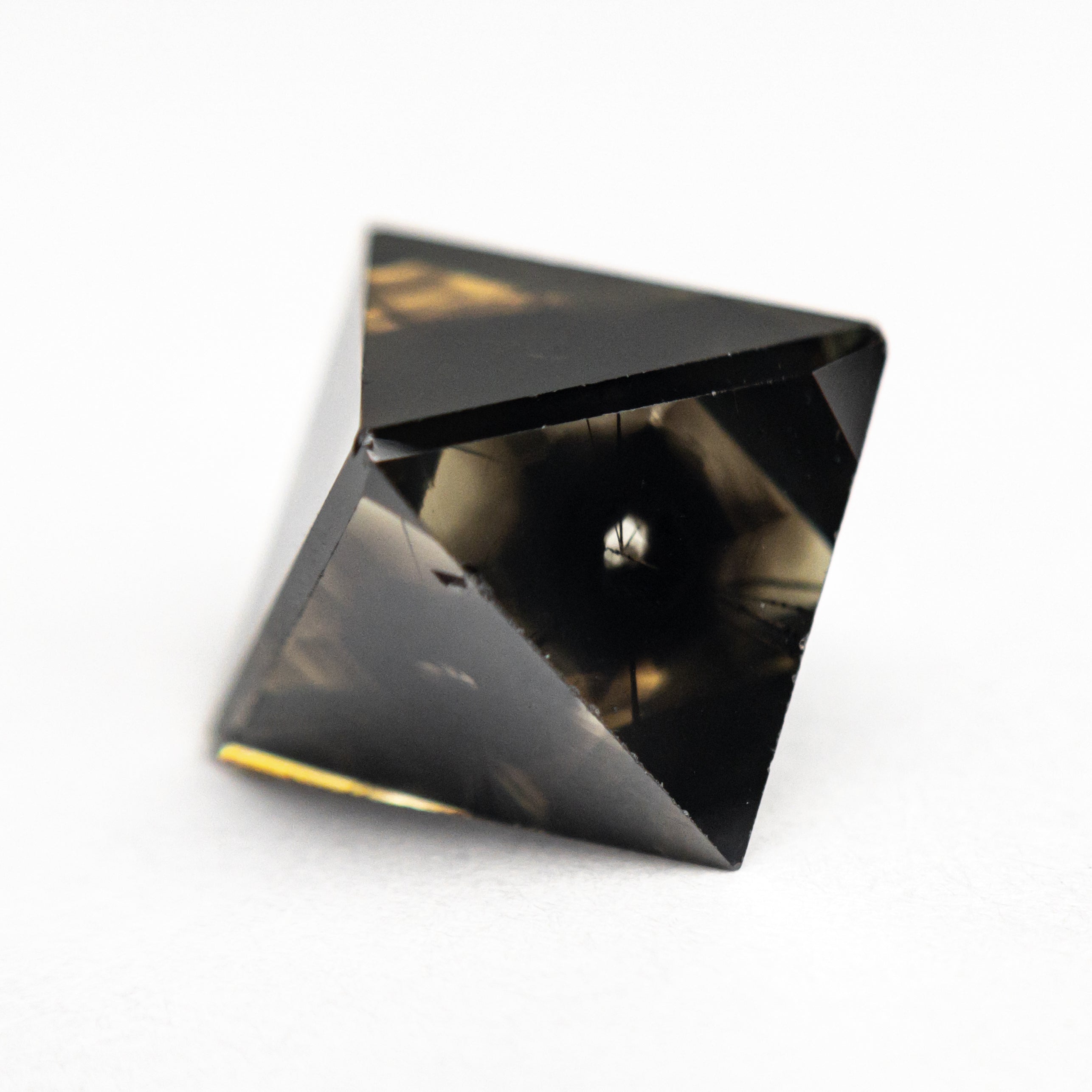 13.23ct 15.65x11.20x11.55mm Asteriated Octahedron 25169-01-Staghead Designs