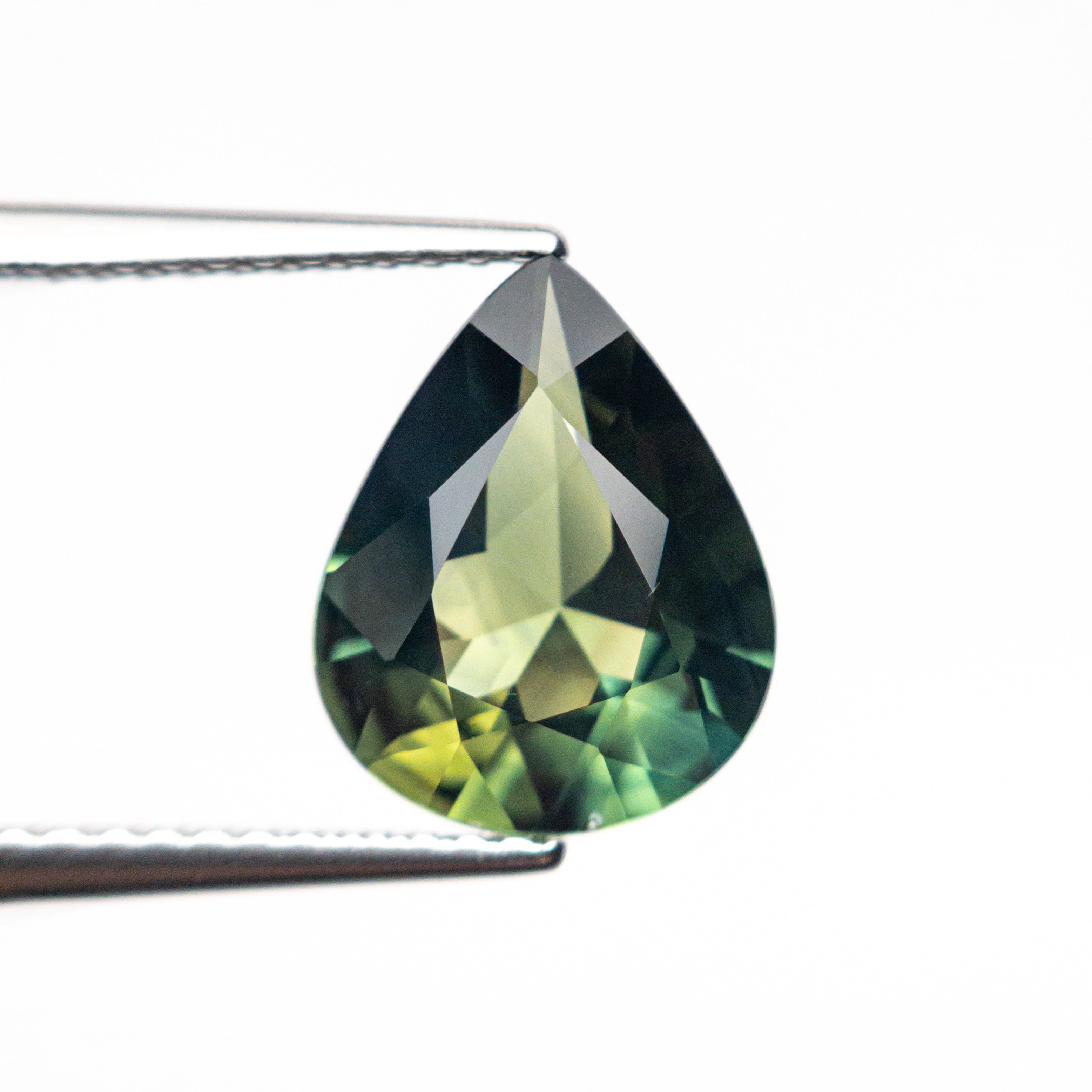 2.82ct 10.64x8.53x4.64mm Pear Brilliant Sapphire 25379-02-Staghead Designs