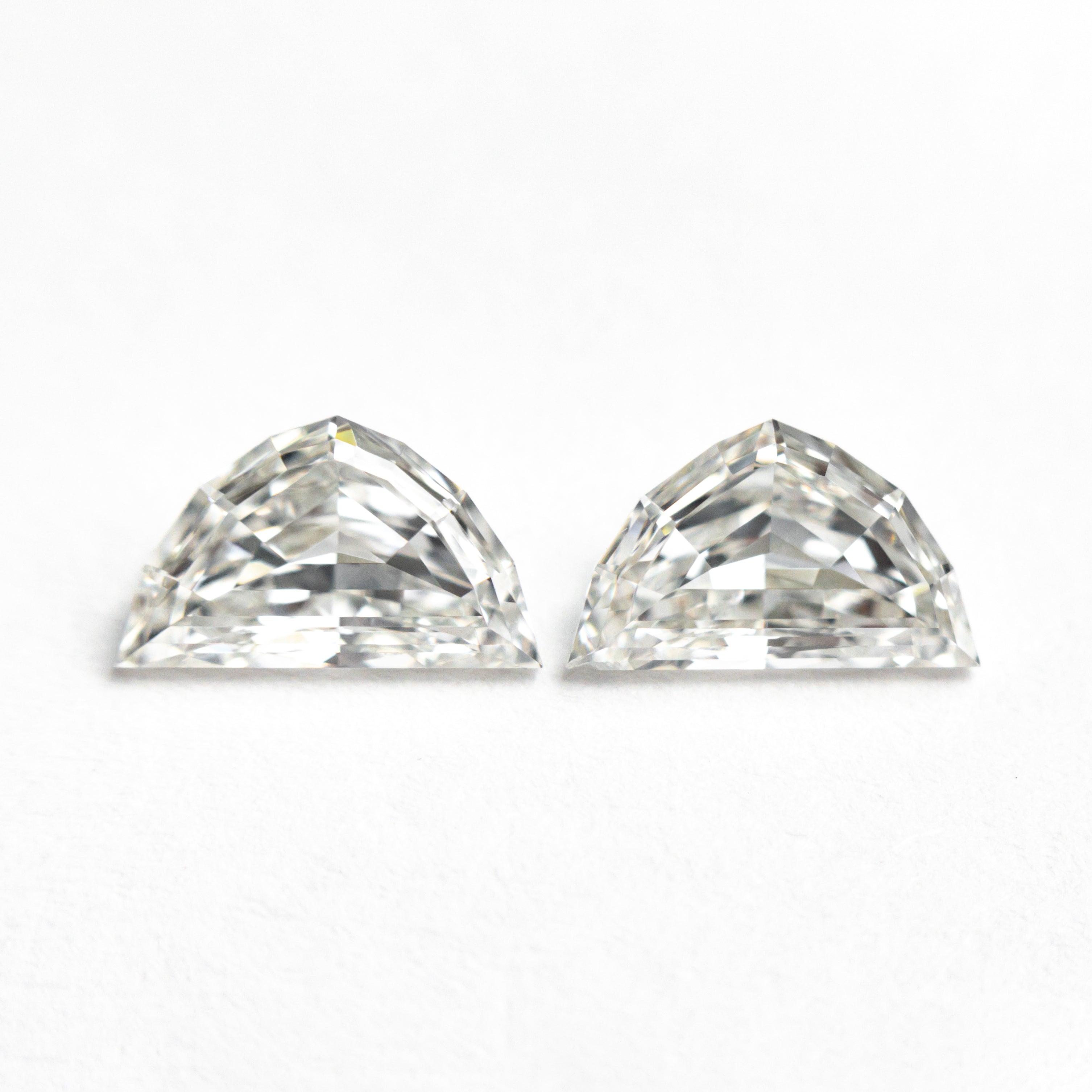 1.01cttw 2pc 7.12x4.23x2.24mm 7.05x4.22x2.28mm VVS G/H Epaulette Step Cut Matching Pair 25531-01-Staghead Designs