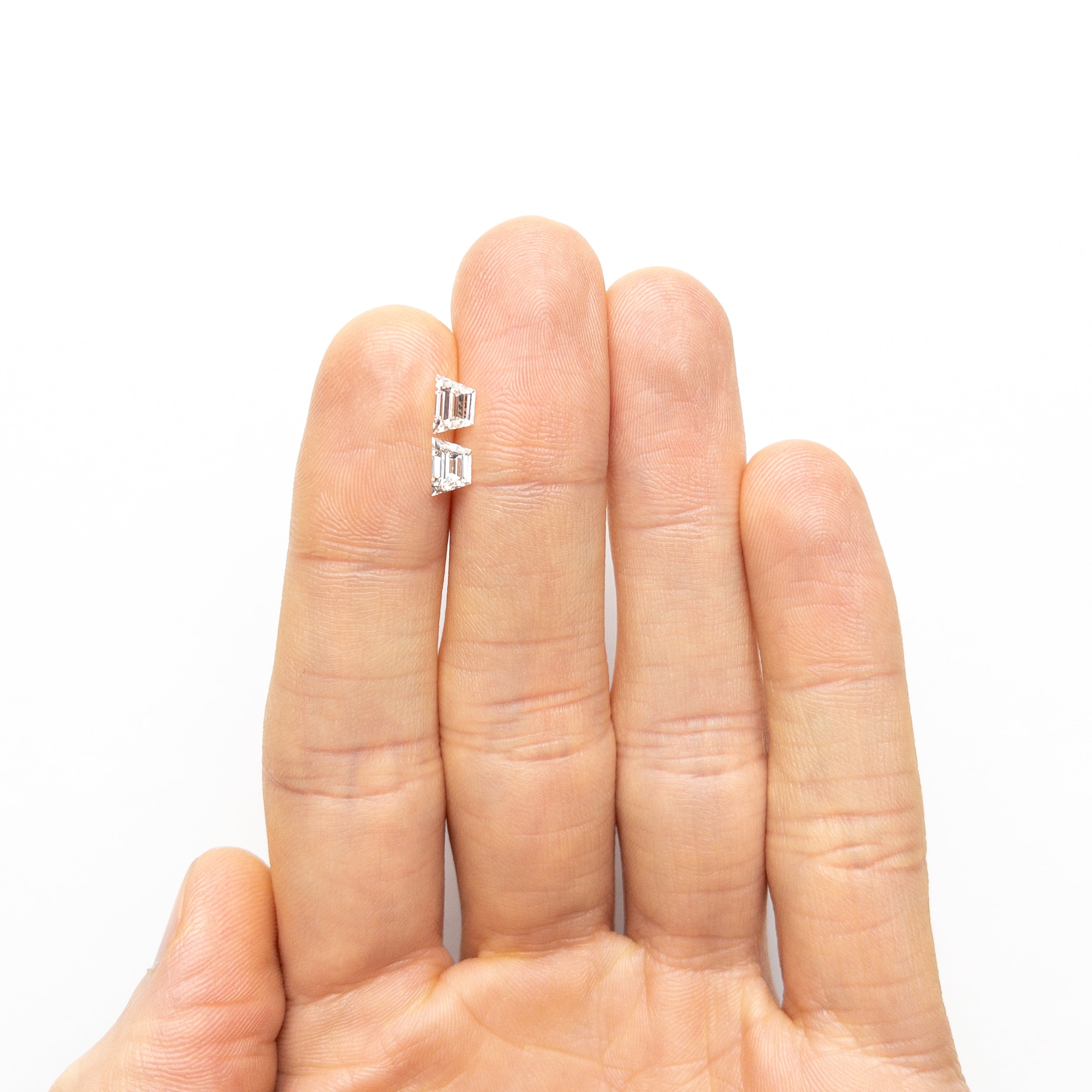 1.02cttw 2pc 6.09x4.06x2.56mm 6.13x4.00x2.62mm VS1+ G Trapezoid Step Cut Matching Pair 25533-01-Staghead Designs