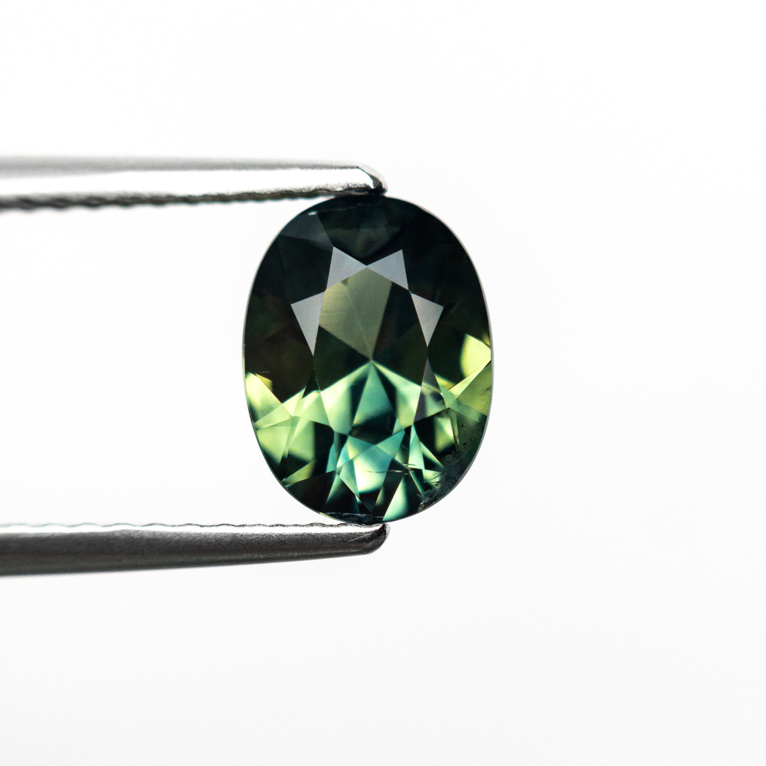 1.45ct 8.03x6.14x4.02mm Oval Brilliant Sapphire 25780-12-Staghead Designs