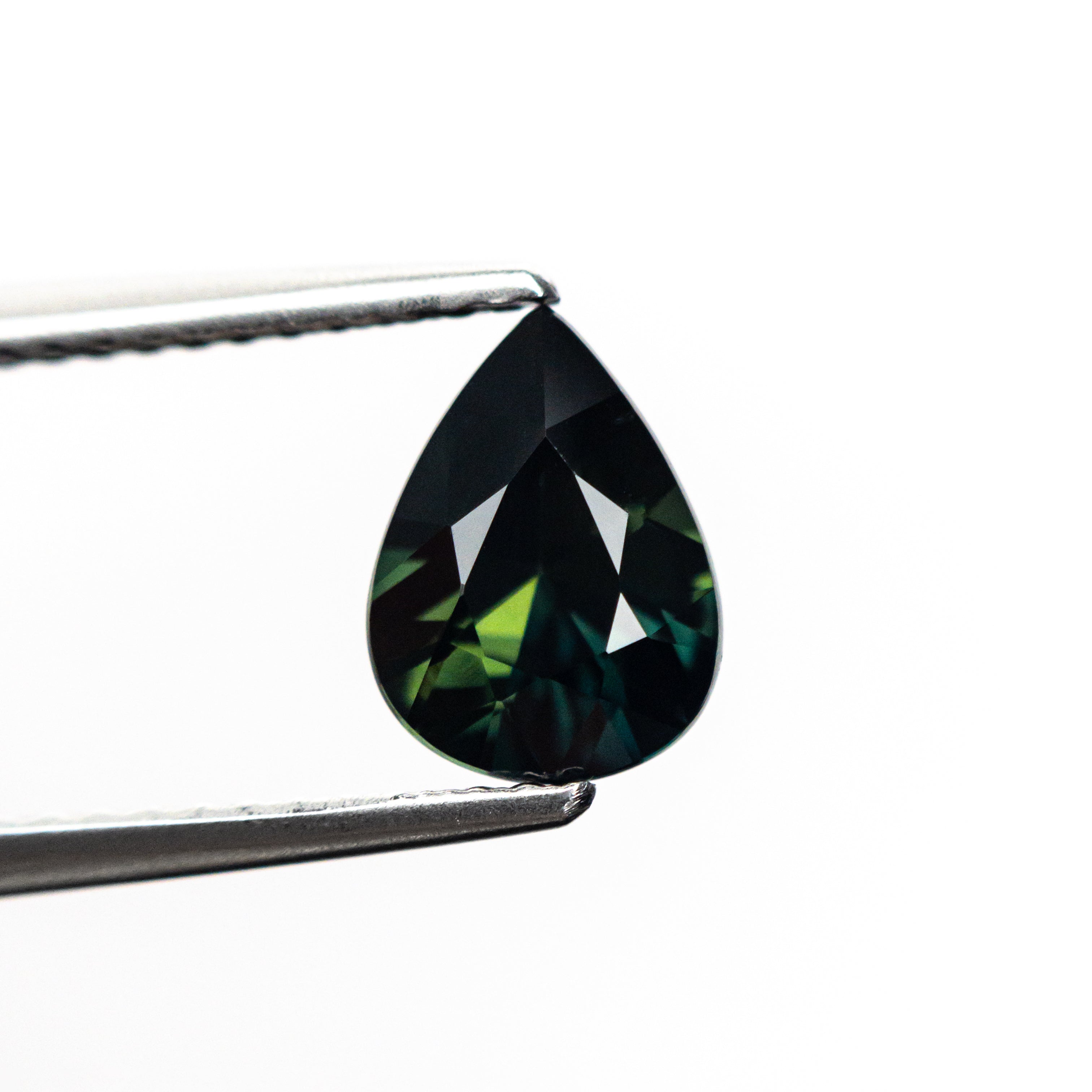 1.31ct 8.17x6.10x4.04mm Pear Brilliant Sapphire 25781-12-Staghead Designs