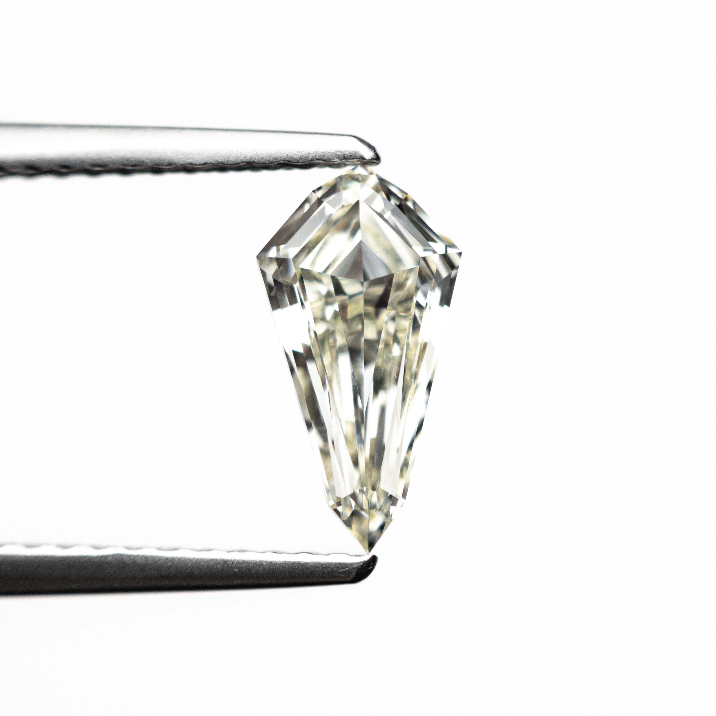 0.95ct 9.89x5.22x2.99mm SI1 L Shield Step Cut 25955-02-Staghead Designs