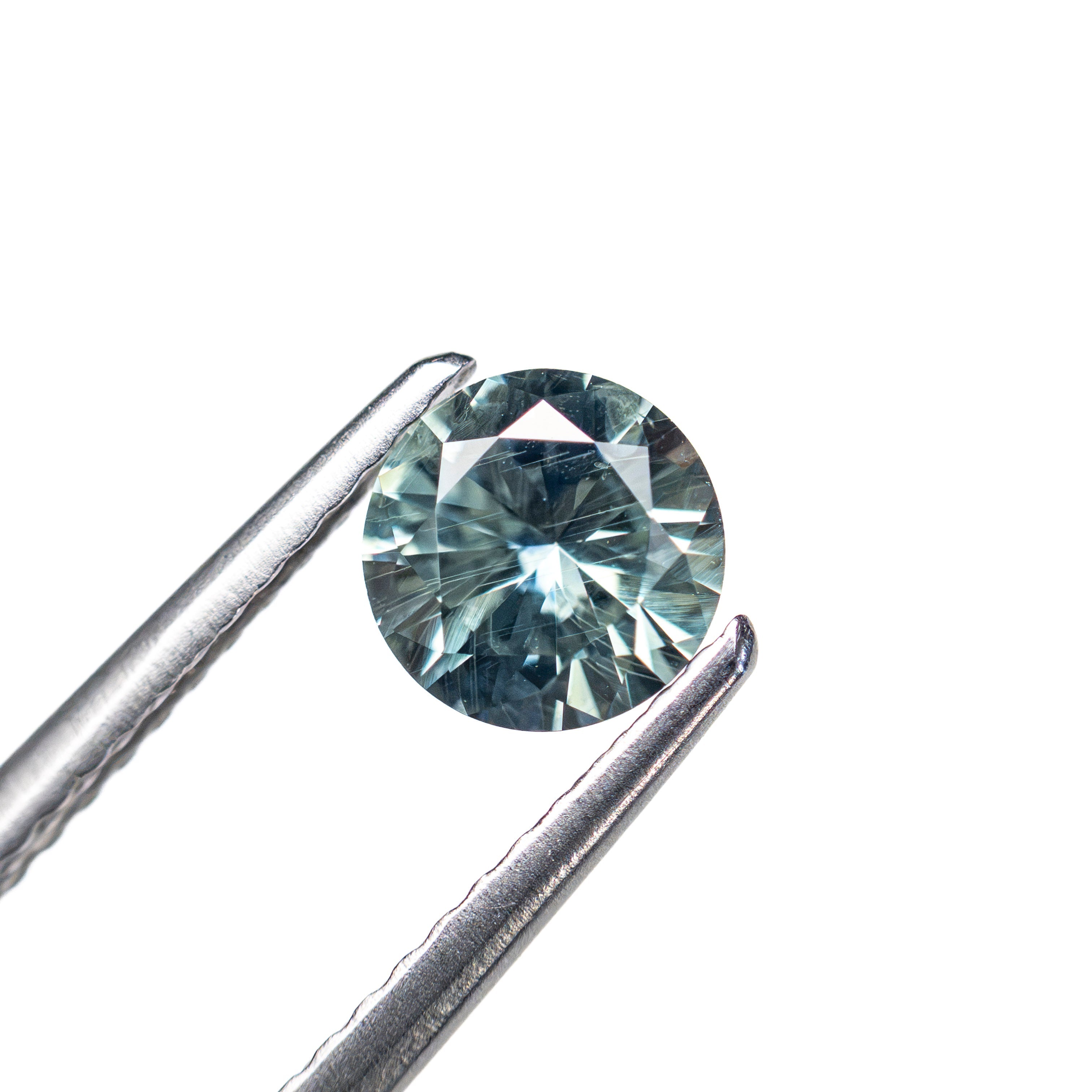 0.73ct 5.54x5.56x3.36mm Round Brilliant Sapphire 26134-01-Staghead Designs