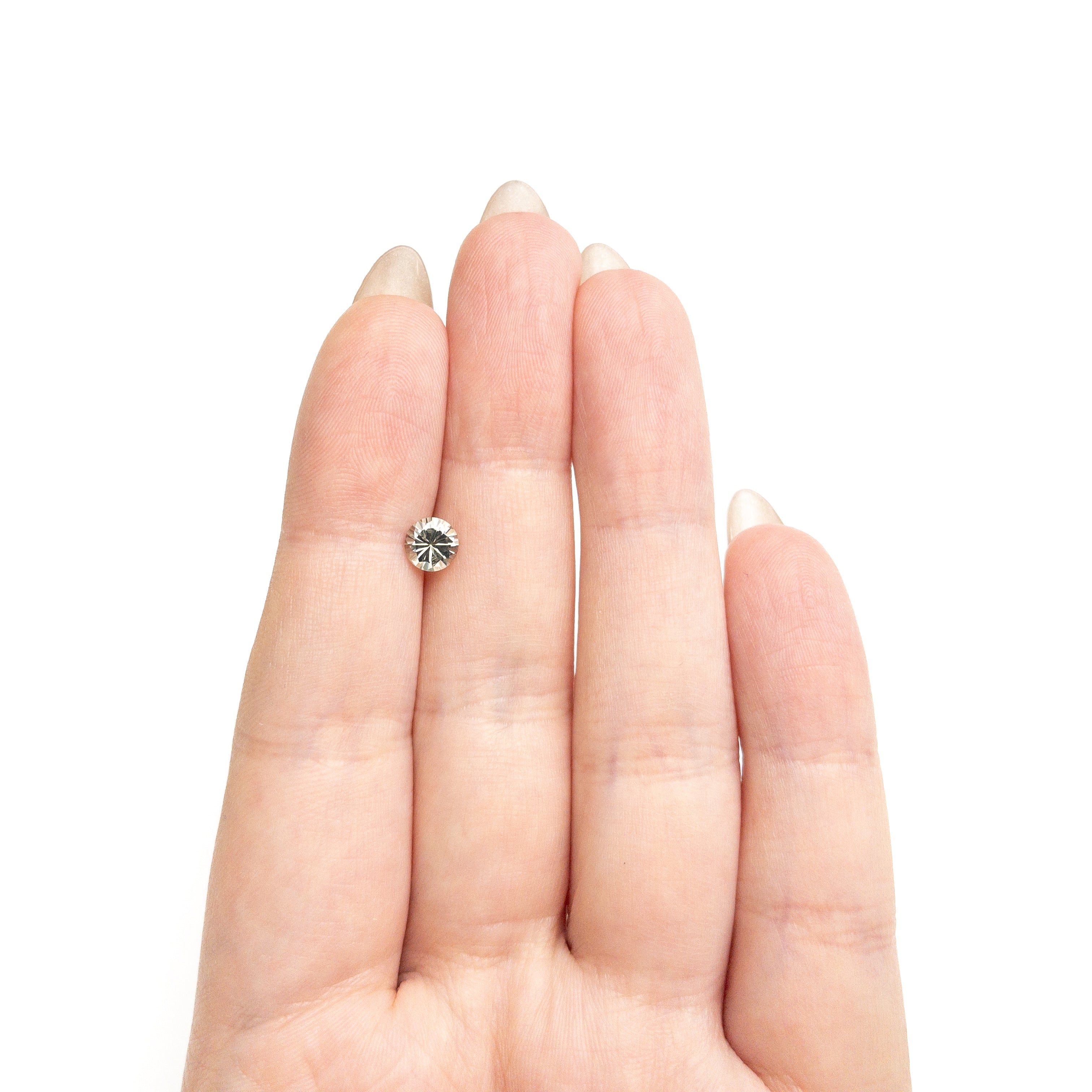 0.77ct 5.54x5.52x3.55mm Round Brilliant Sapphire 26134-19