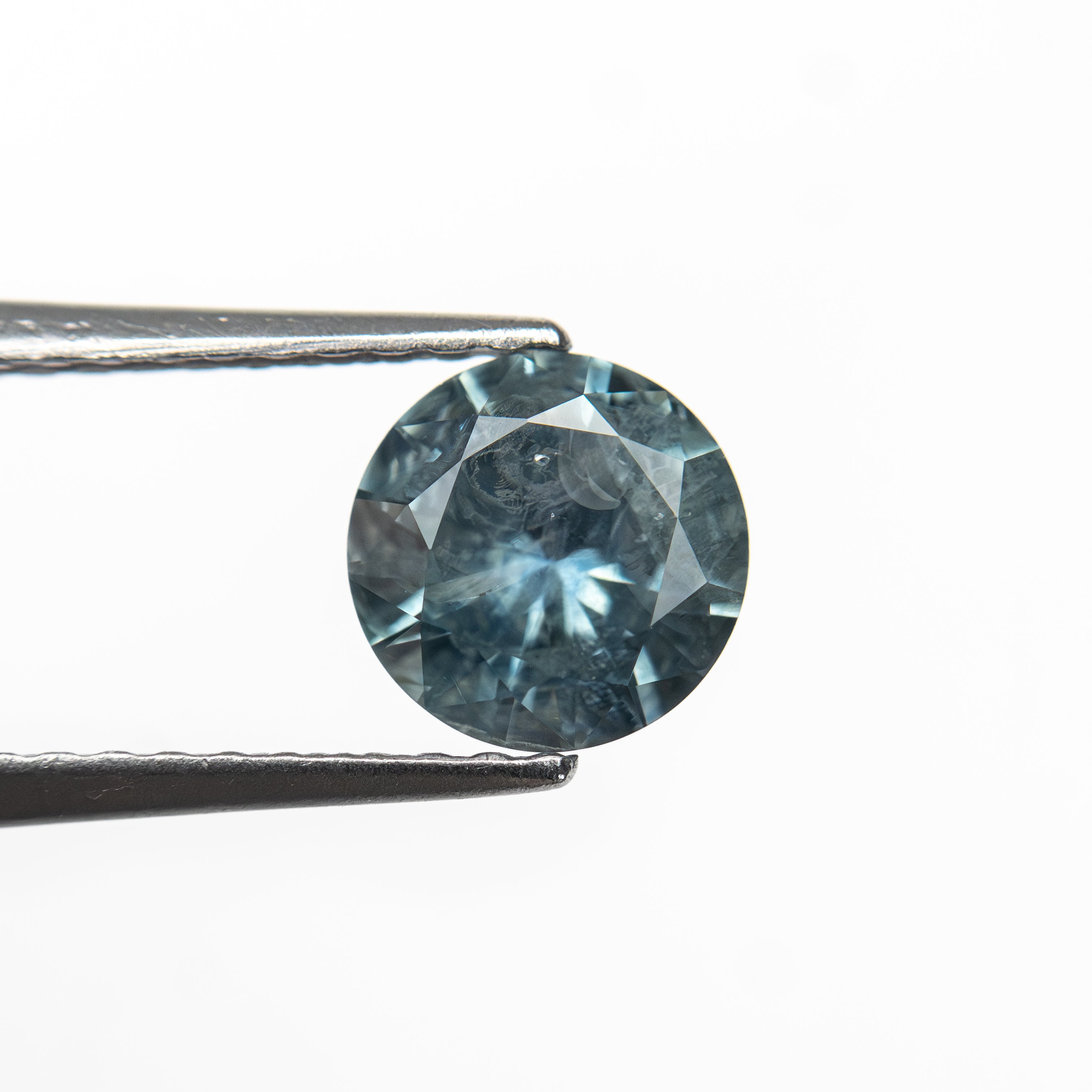 1.04ct 6.04x6.03x3.81mm Round Brilliant Sapphire 26141-27-Staghead Designs