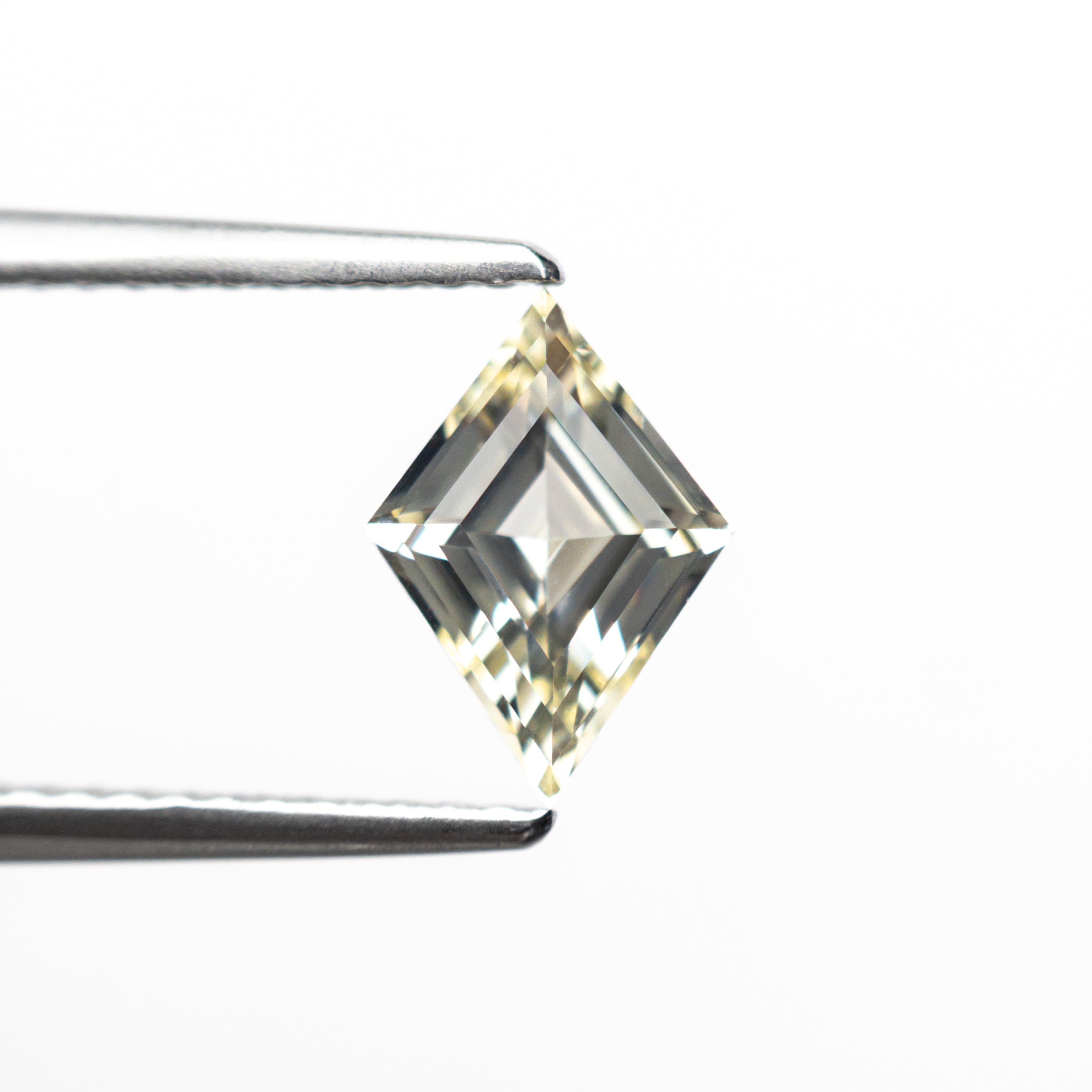 1.09ct 8.89x6.32x3.60mm Lozenge Step Cut Sapphire 26439-01-Staghead Designs