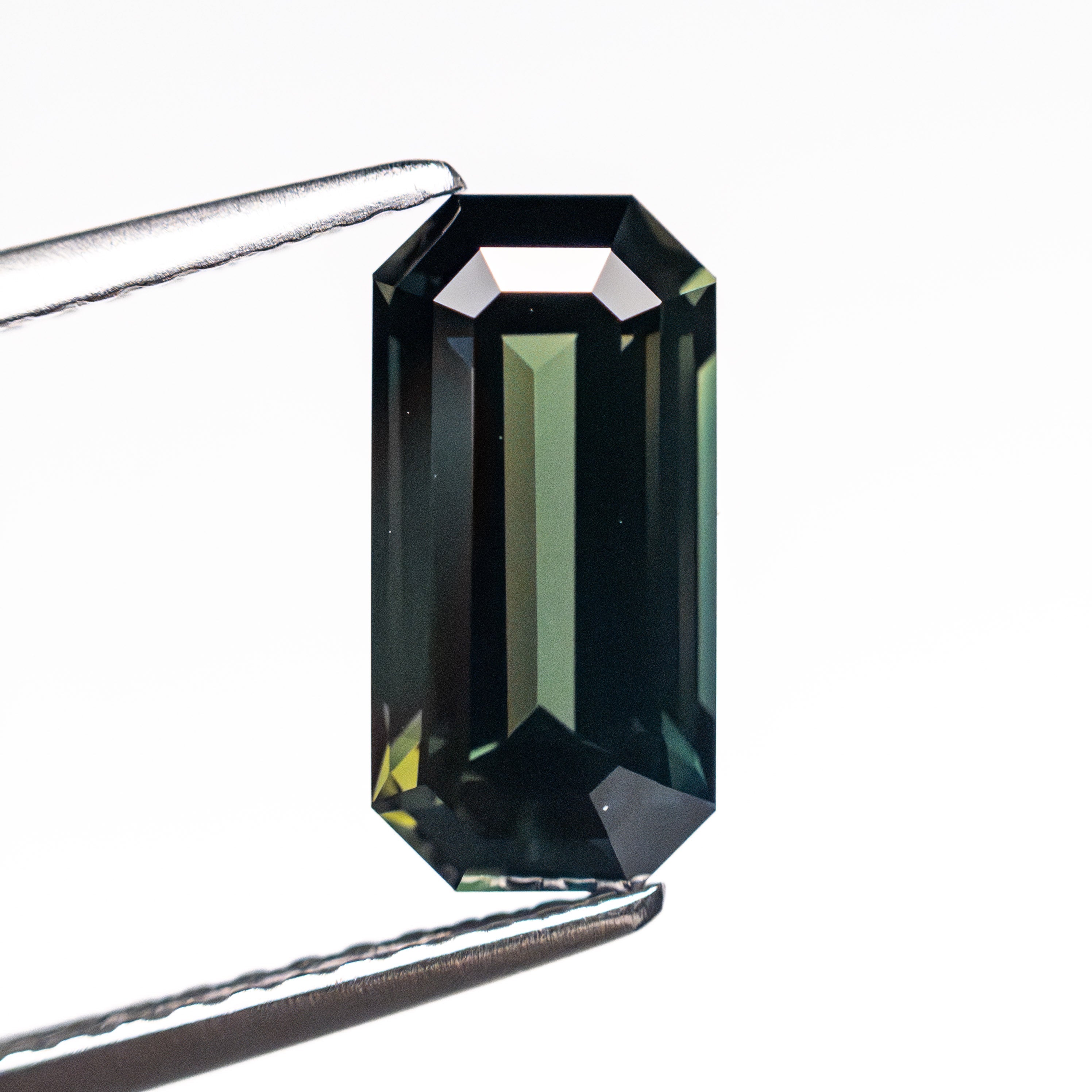 2.55ct 10.47x5.21x4.34mm Cut Corner Rectangle Step Cut Sapphire 26507-01-Staghead Designs