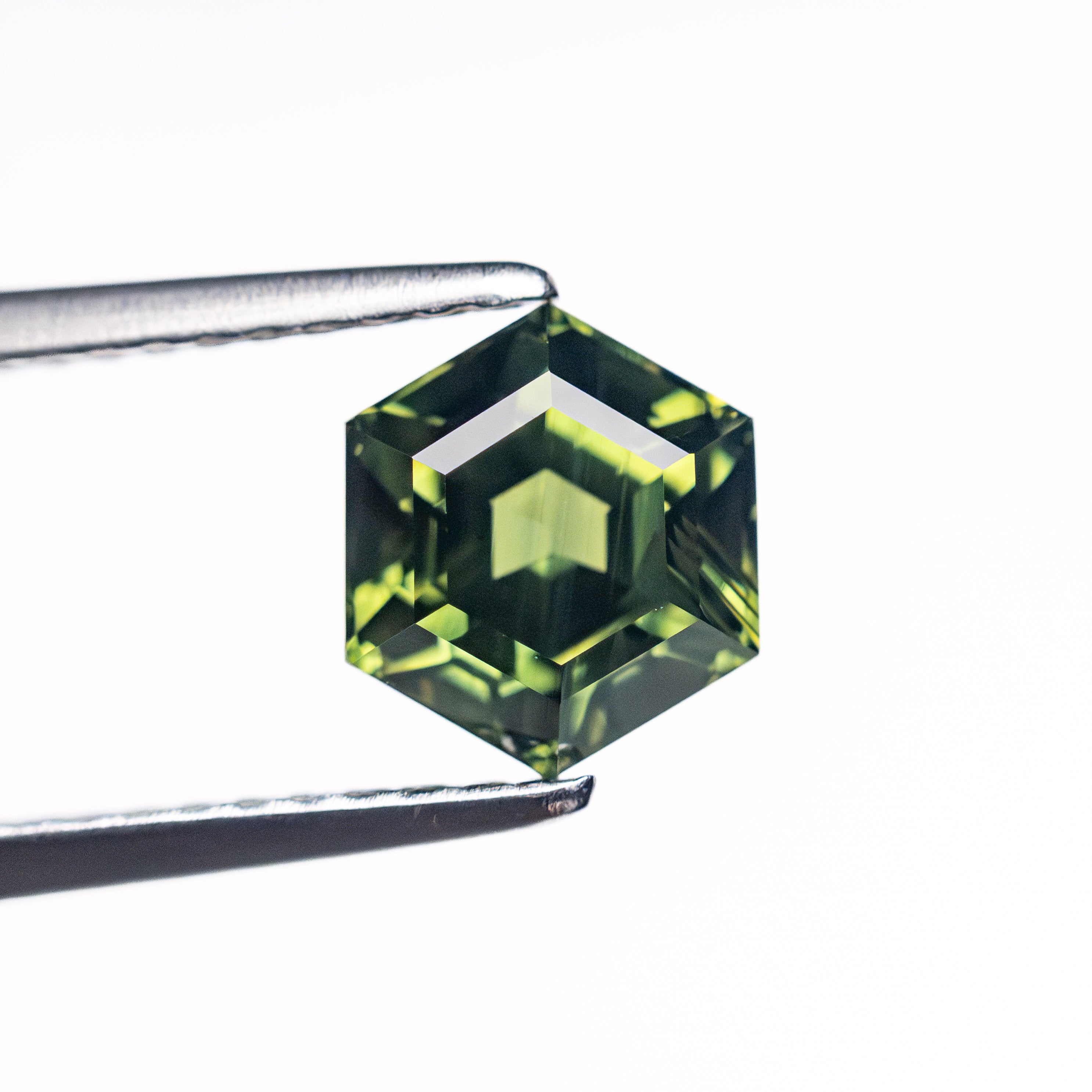 1.78ct 7.19x6.25x4.87mm Hexagon Step Cut Sapphire 26510-01-Staghead Designs