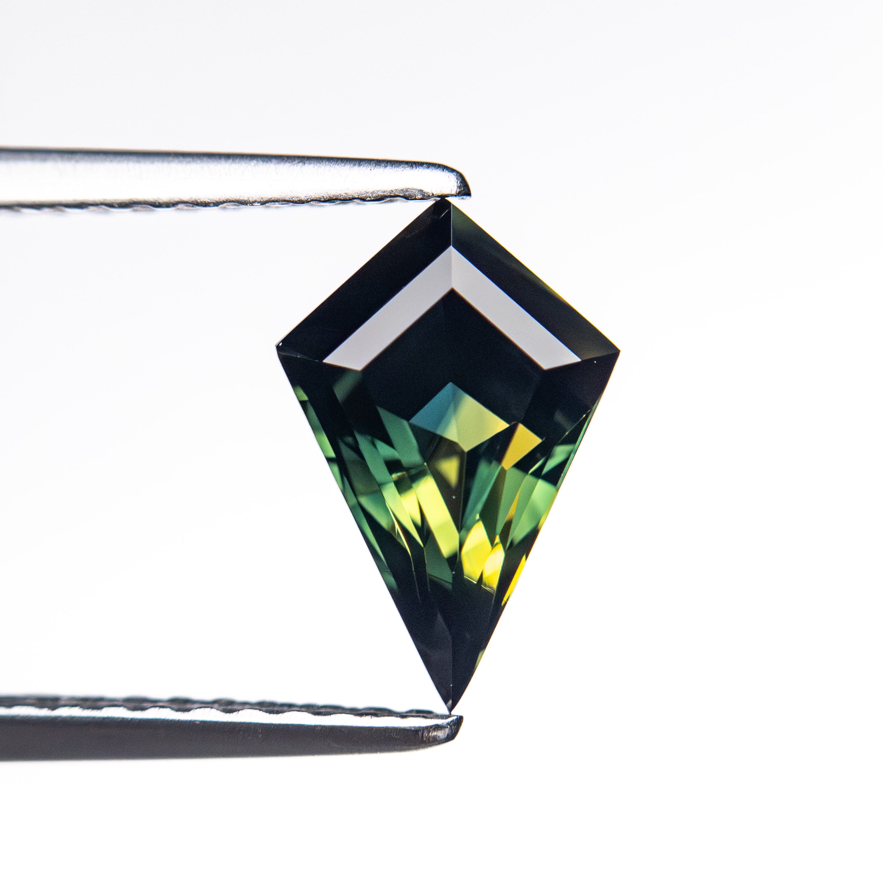 1.19ct 9.55x6.42x3.68mm Kite Step Cut Sapphire 26516-06-Staghead Designs