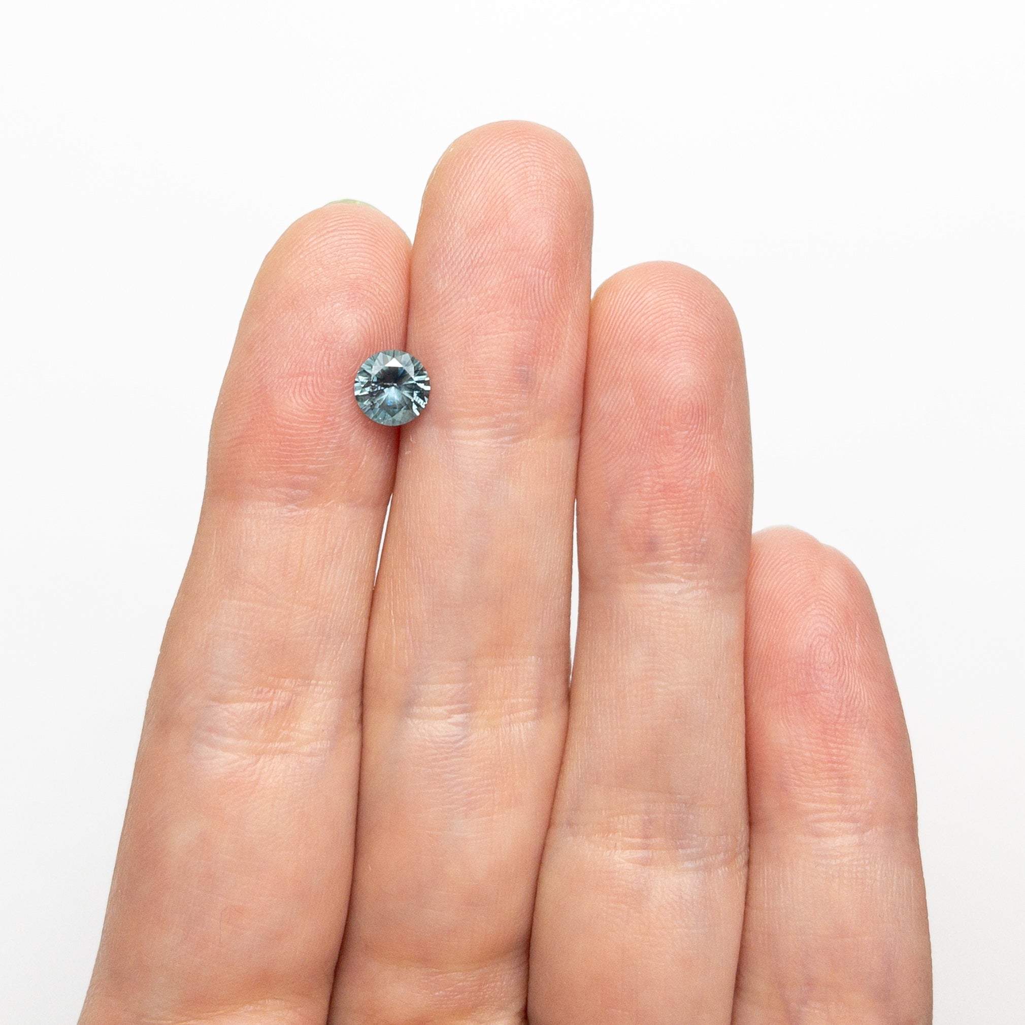 0.83ct 5.65x5.62x3.54mm Round Brilliant Sapphire 26532-02-Staghead Designs