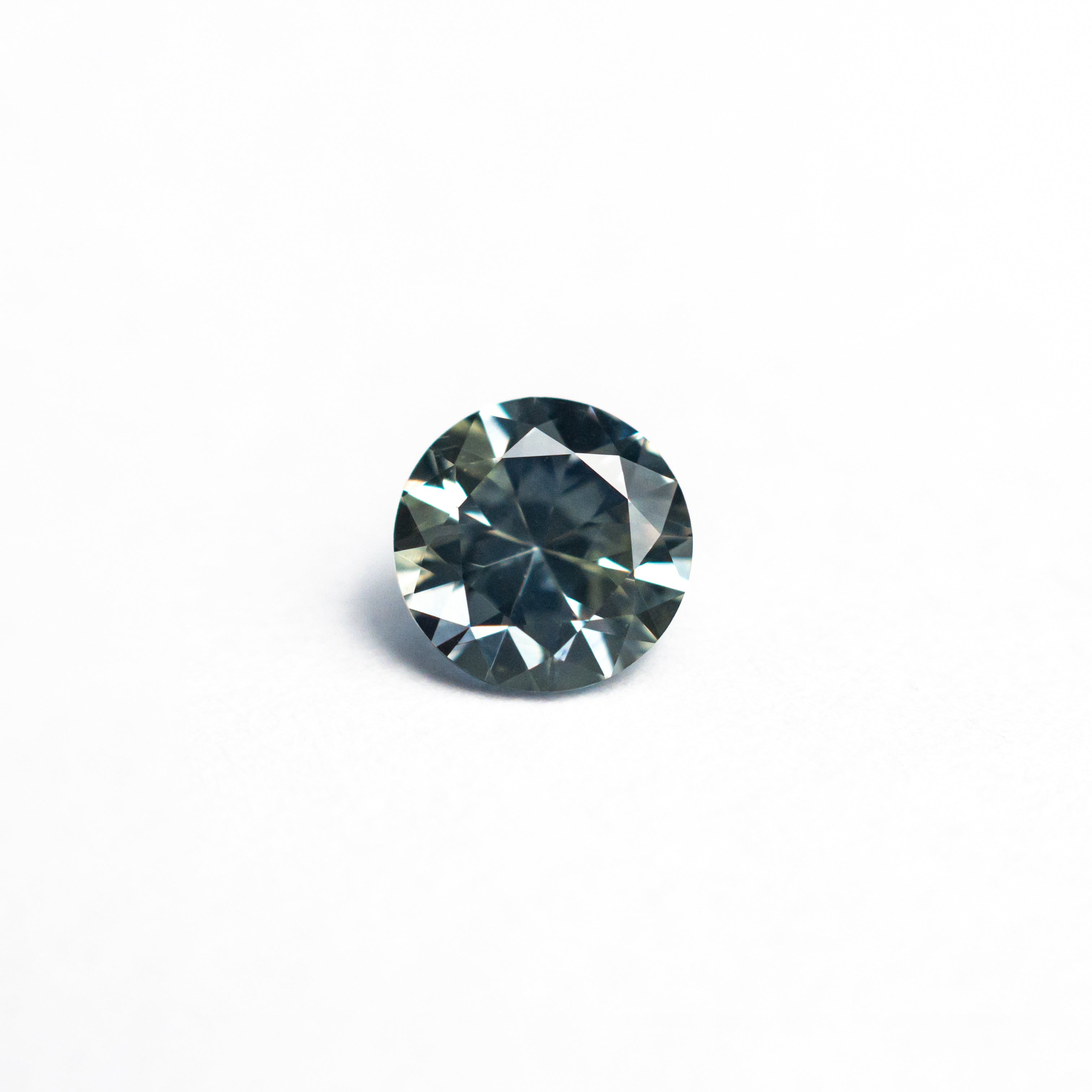 0.66ct 5.20x5.17x3.33mm Round Brilliant Sapphire 26556-12-Staghead Designs
