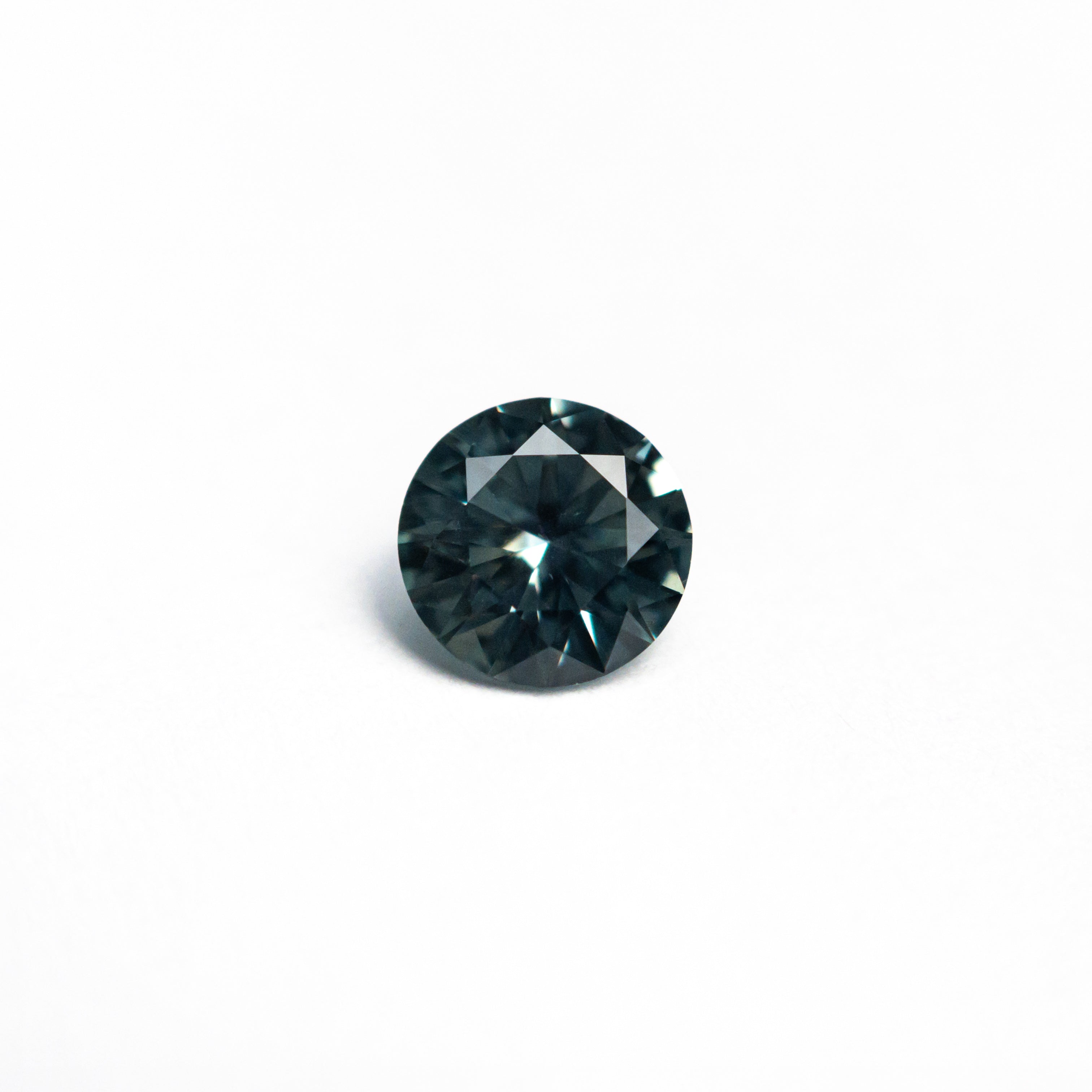 0.54ct 4.99x4.98x2.96mm Round Brilliant Sapphire 26556-13-Staghead Designs