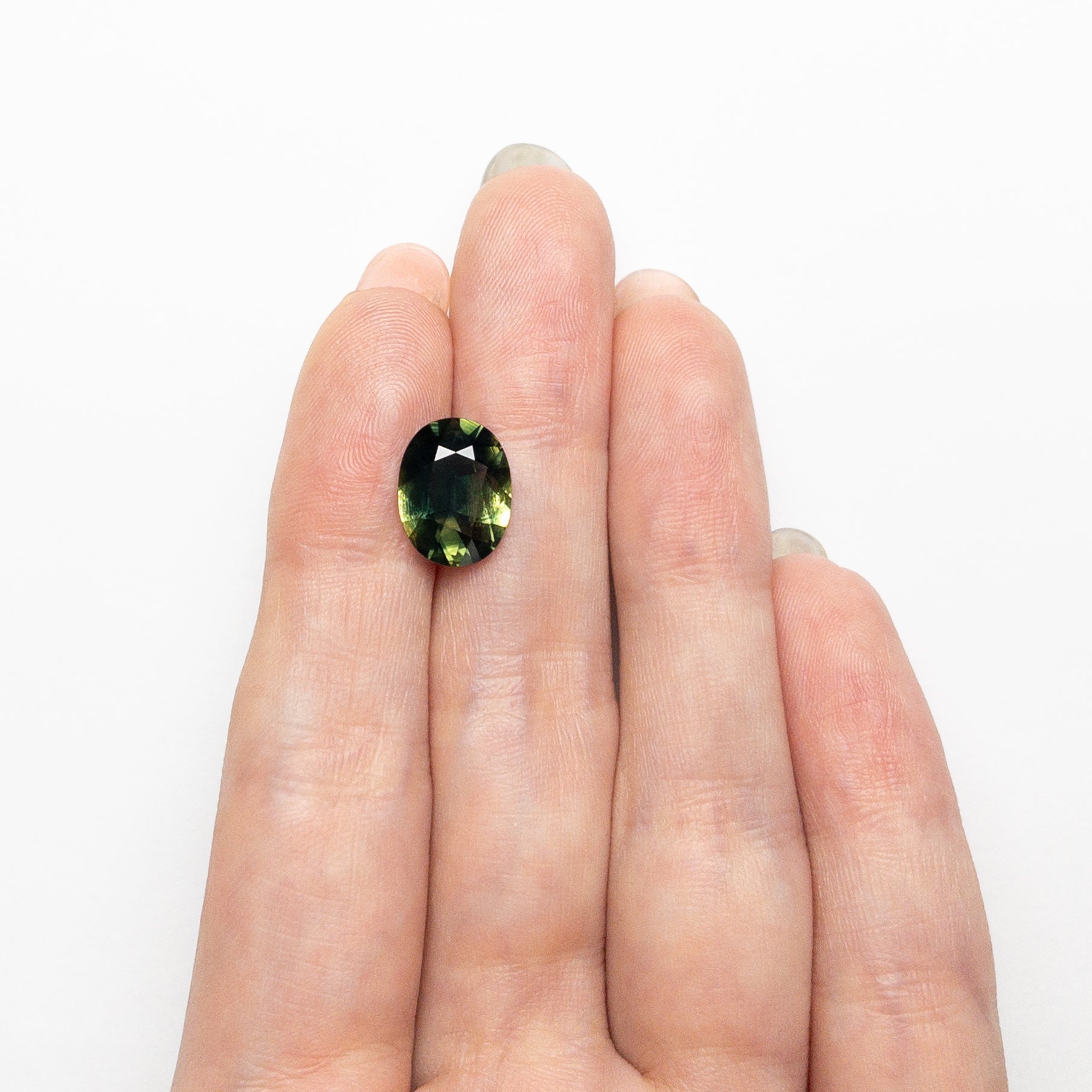 4.24ct 11.84x9.07x5.14mm Oval Brilliant Sapphire 26624-02-Staghead Designs