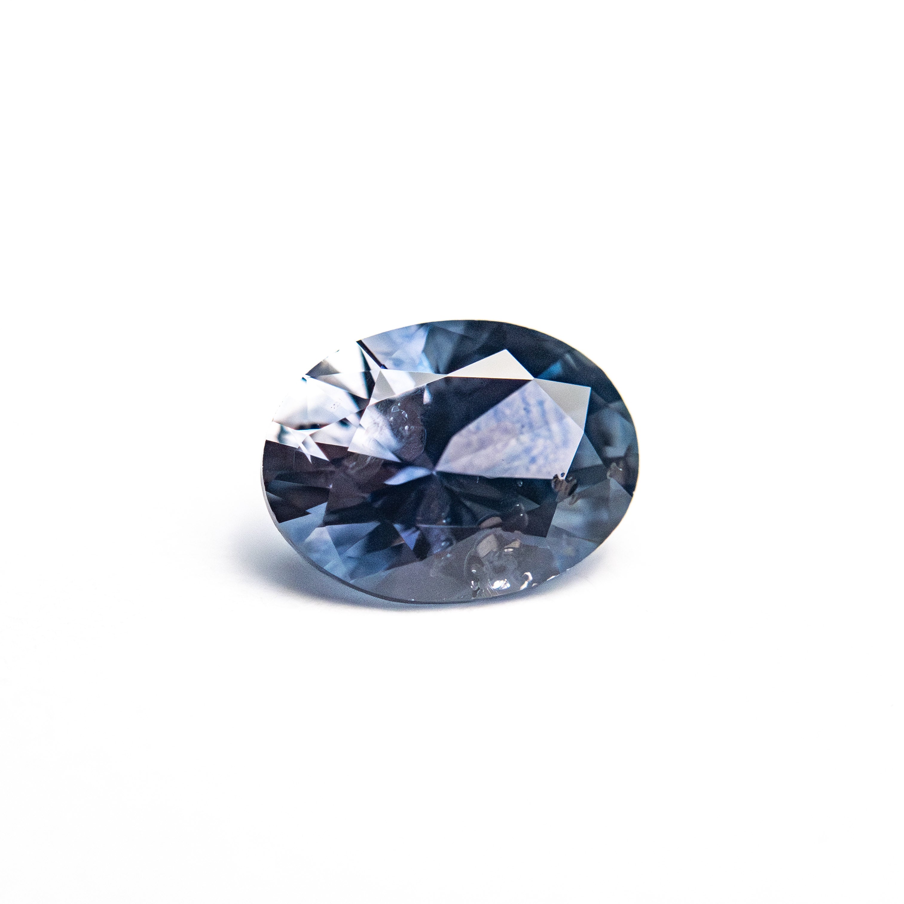 1.06ct 7.18x5.35x3.76mm Oval Brilliant Sapphire 26669-01-Staghead Designs
