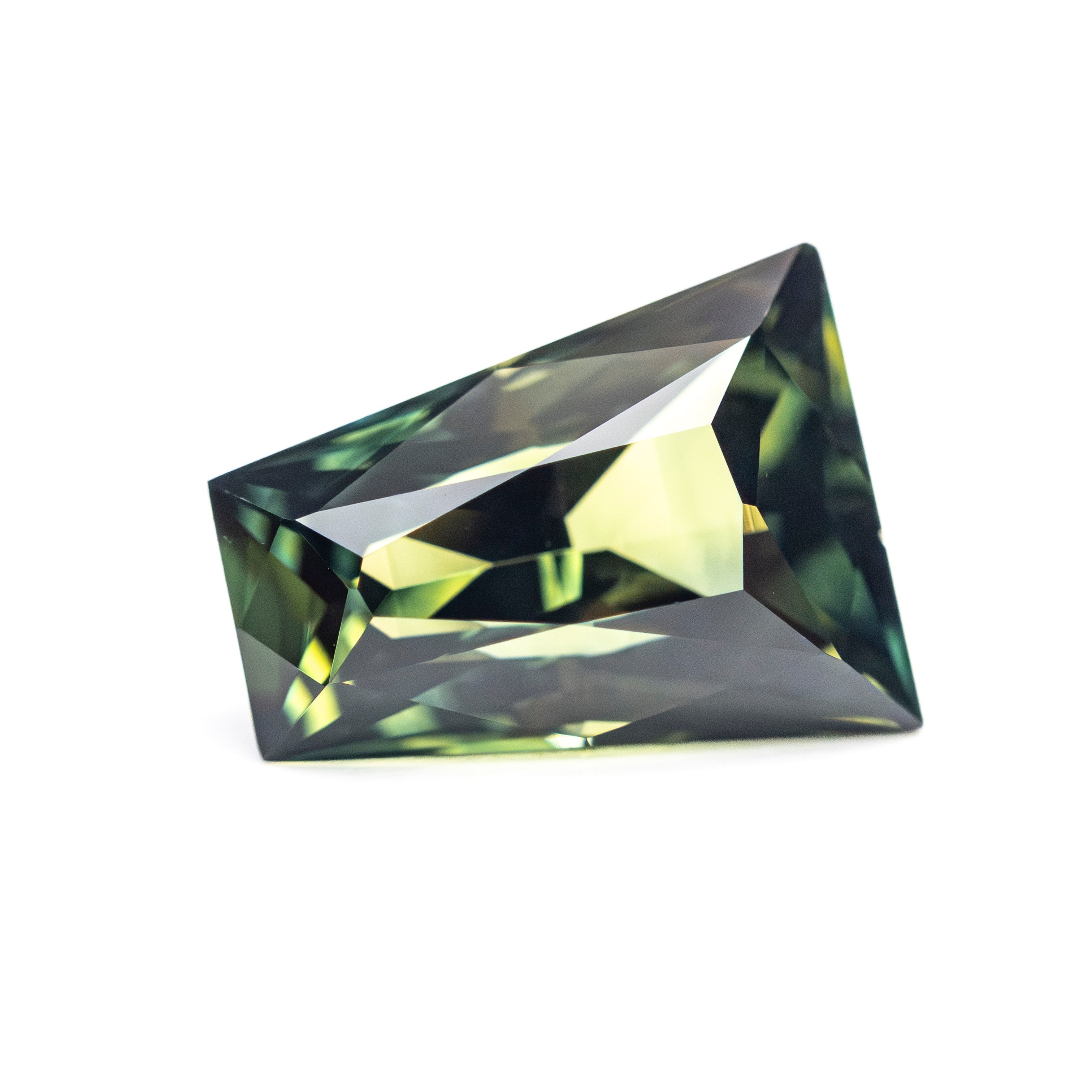 3.29ct 10.12x7.75x5.43mm Trapezoid Brilliant Cut Sapphire 27143-01-Staghead Designs