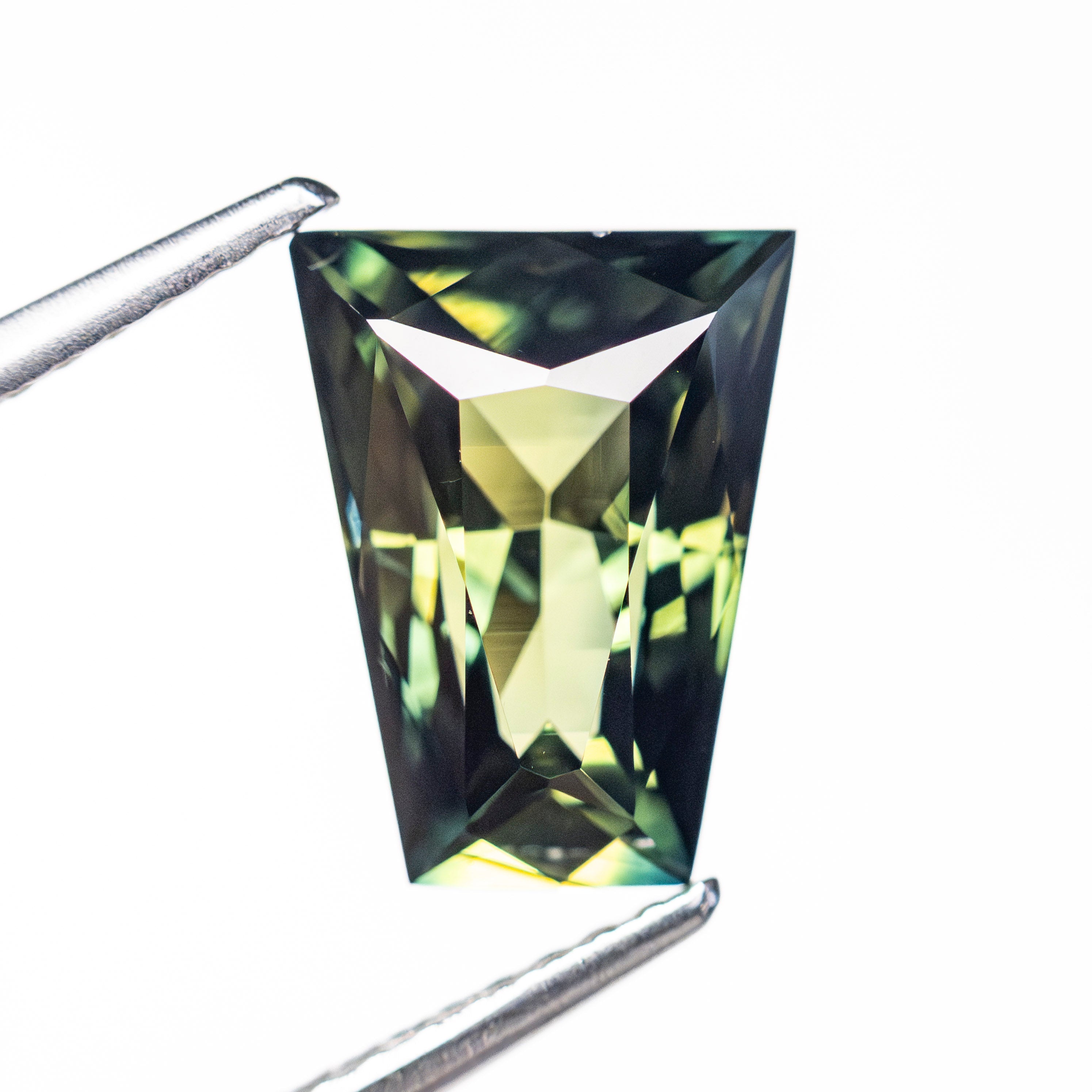 3.29ct 10.12x7.75x5.43mm Trapezoid Brilliant Cut Sapphire 27143-01-Staghead Designs