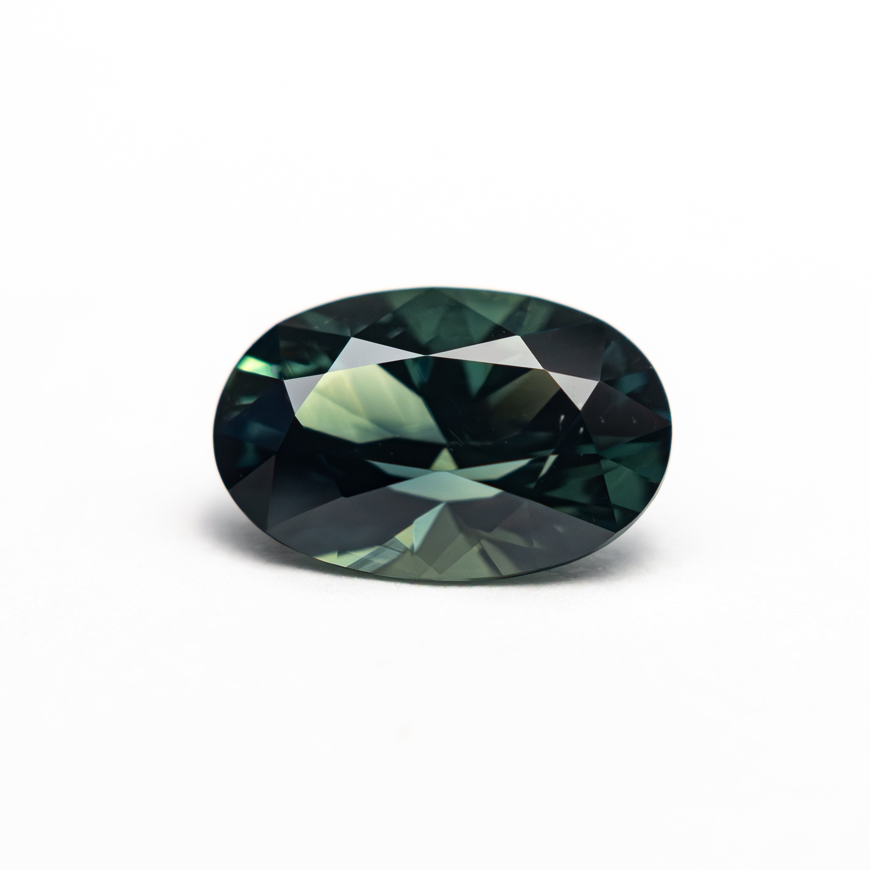 2.17ct 10.22x6.82x4.28mm Oval Brilliant Sapphire 27151-02-Staghead Designs