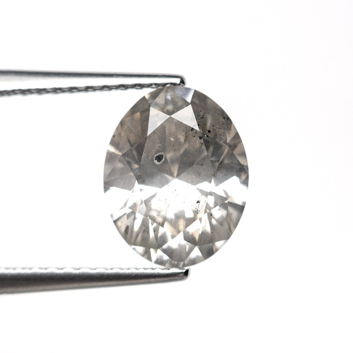 2.26ct 9.72x7.79x4.77mm Oval Brilliant 27241-03