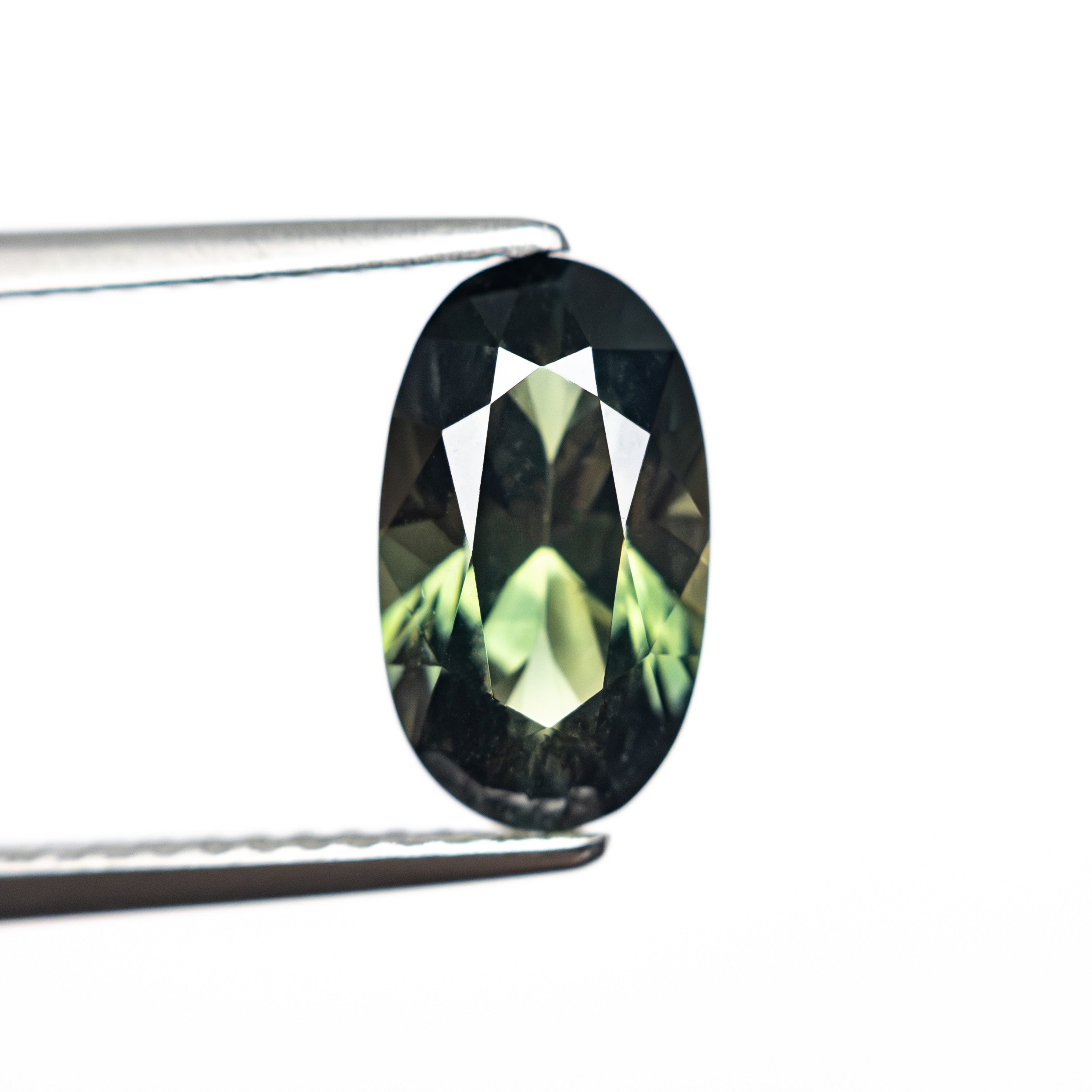 2.07ct 10.22x5.90x4.45mm Oval Brilliant Sapphire 27311-01-Staghead Designs