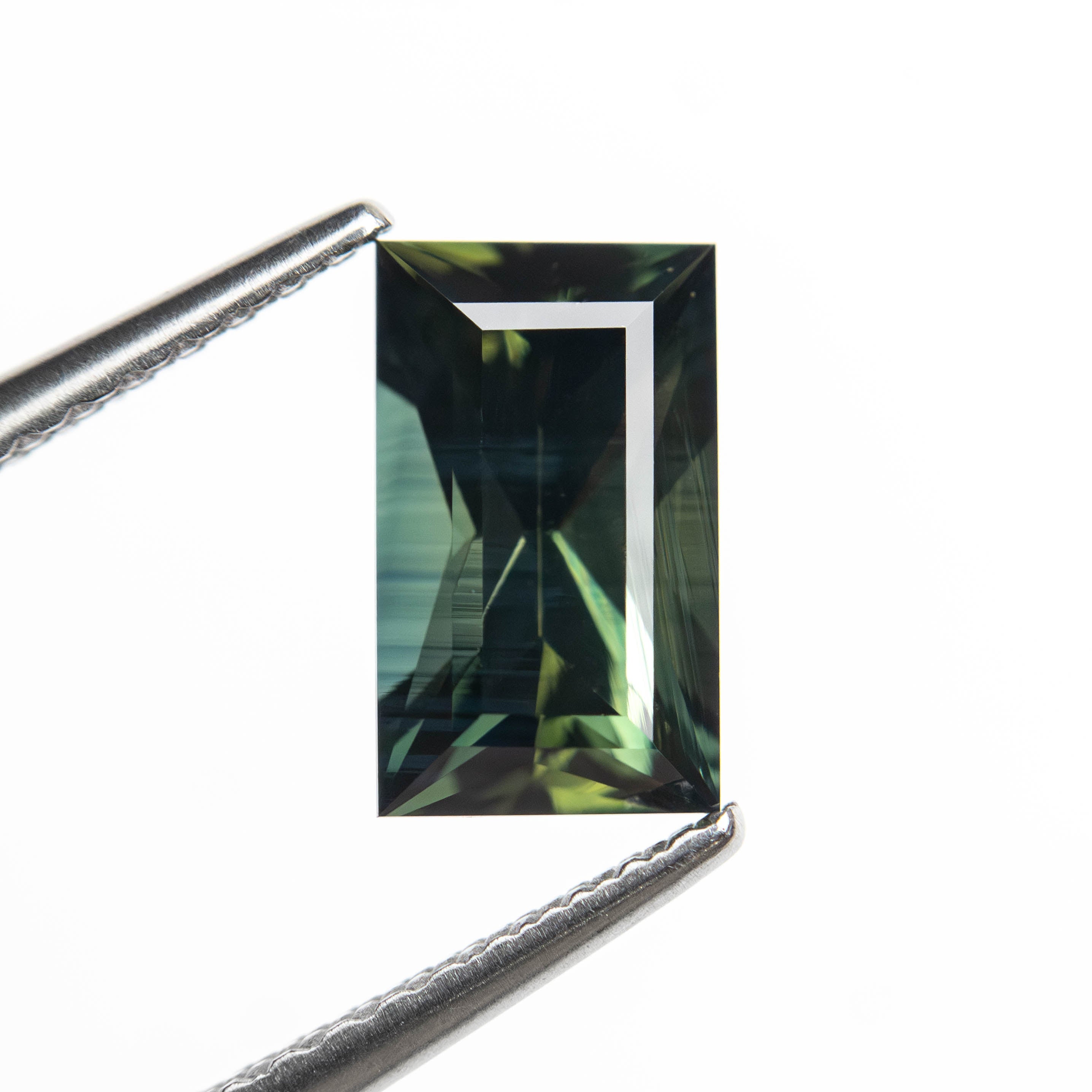 1.54ct 8.20x4.90x4.06mm Rectangle Step Cut Sapphire 27323-01-Staghead Designs