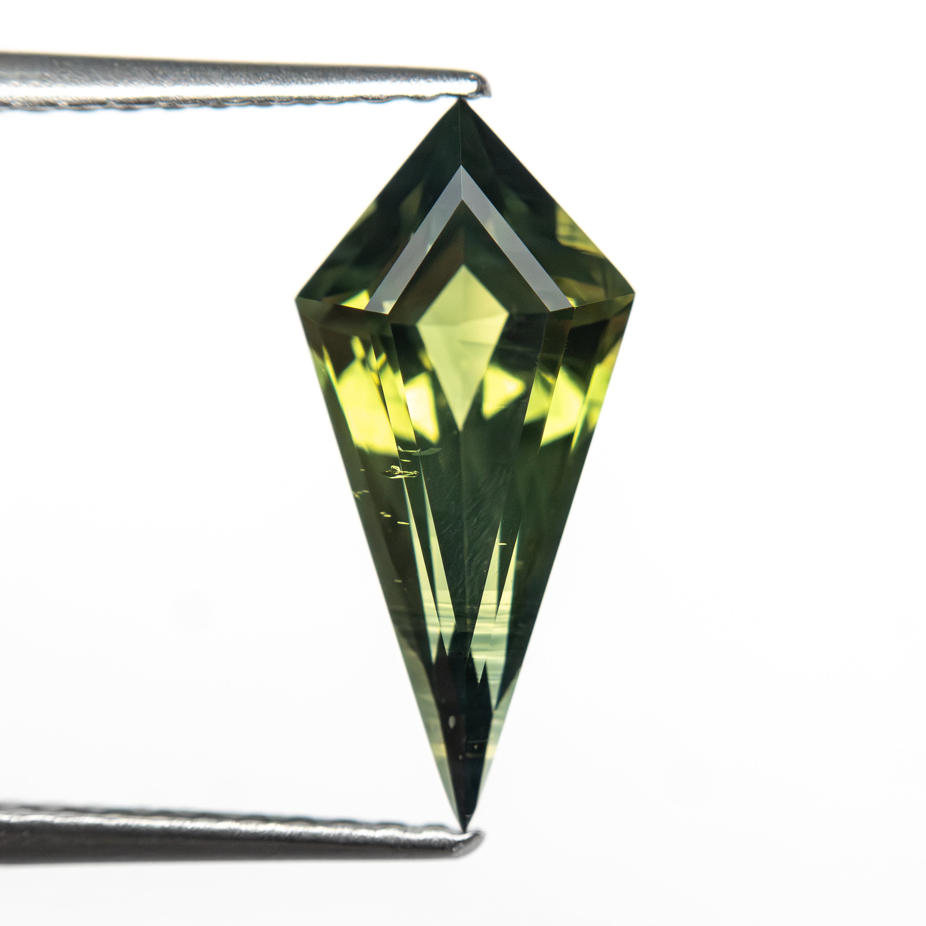 1.87ct 13.74x6.42x4.00mm Kite Step Cut Sapphire 27328-02-Staghead Designs