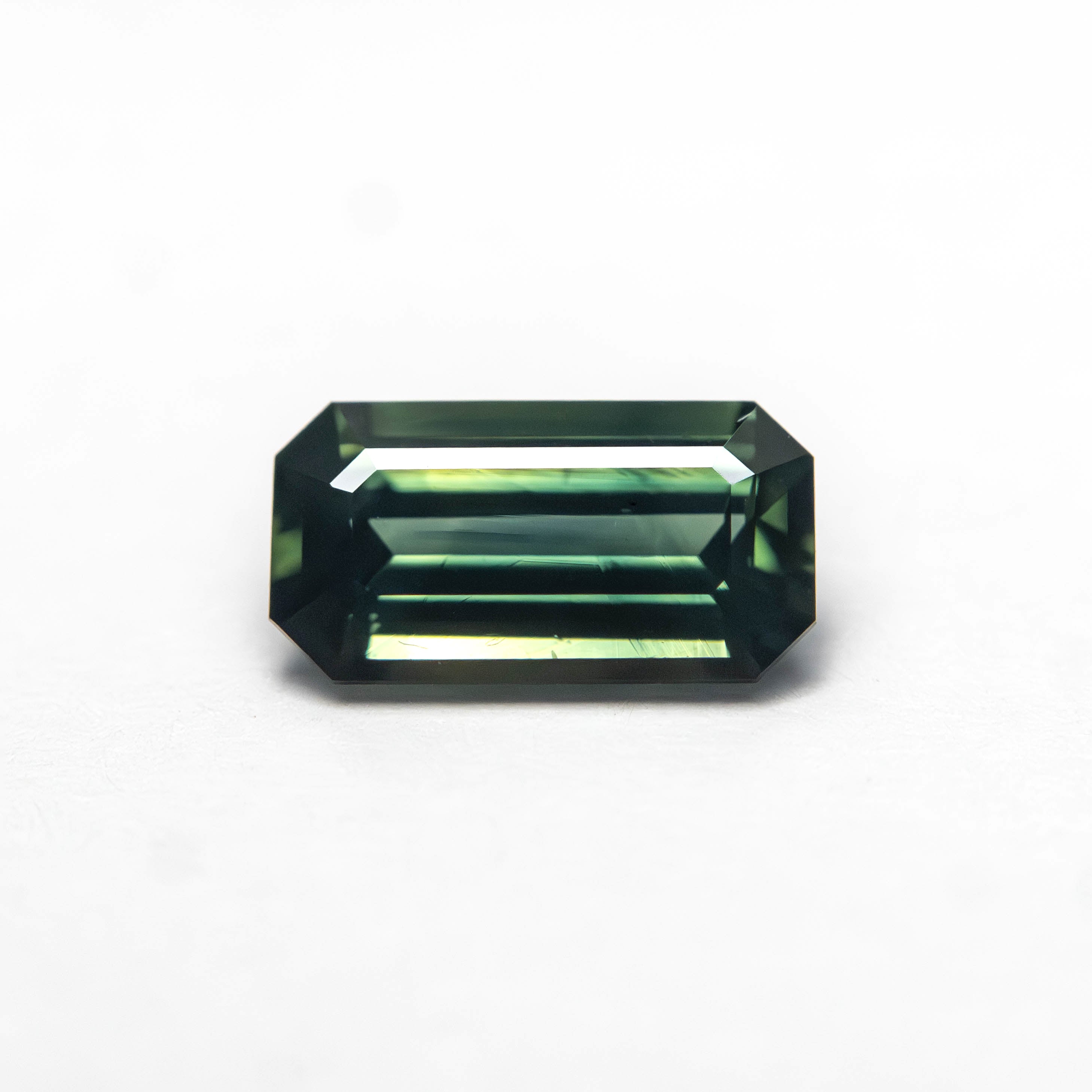 0.99ct 7.89x4.20x2.78mm Cut Corner Rectangle Steph Cut Sapphire 27329-05-Staghead Designs