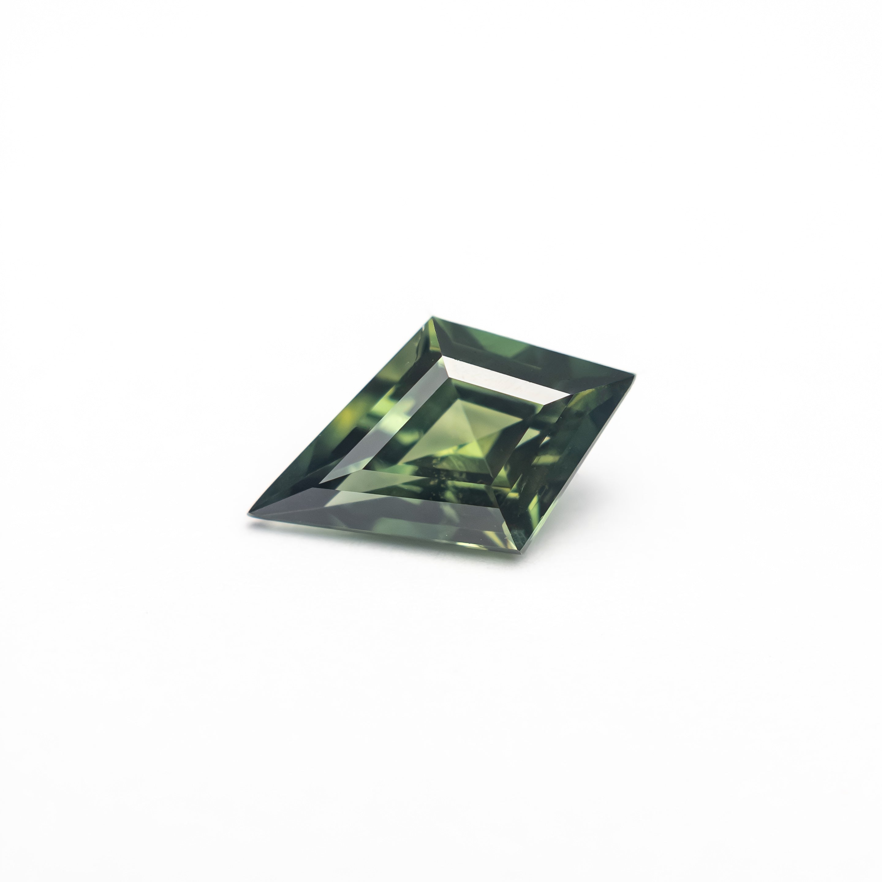 0.70ct 8.41x5.25x3.13mm Kite Step Cut Sapphire 27336-18-Staghead Designs