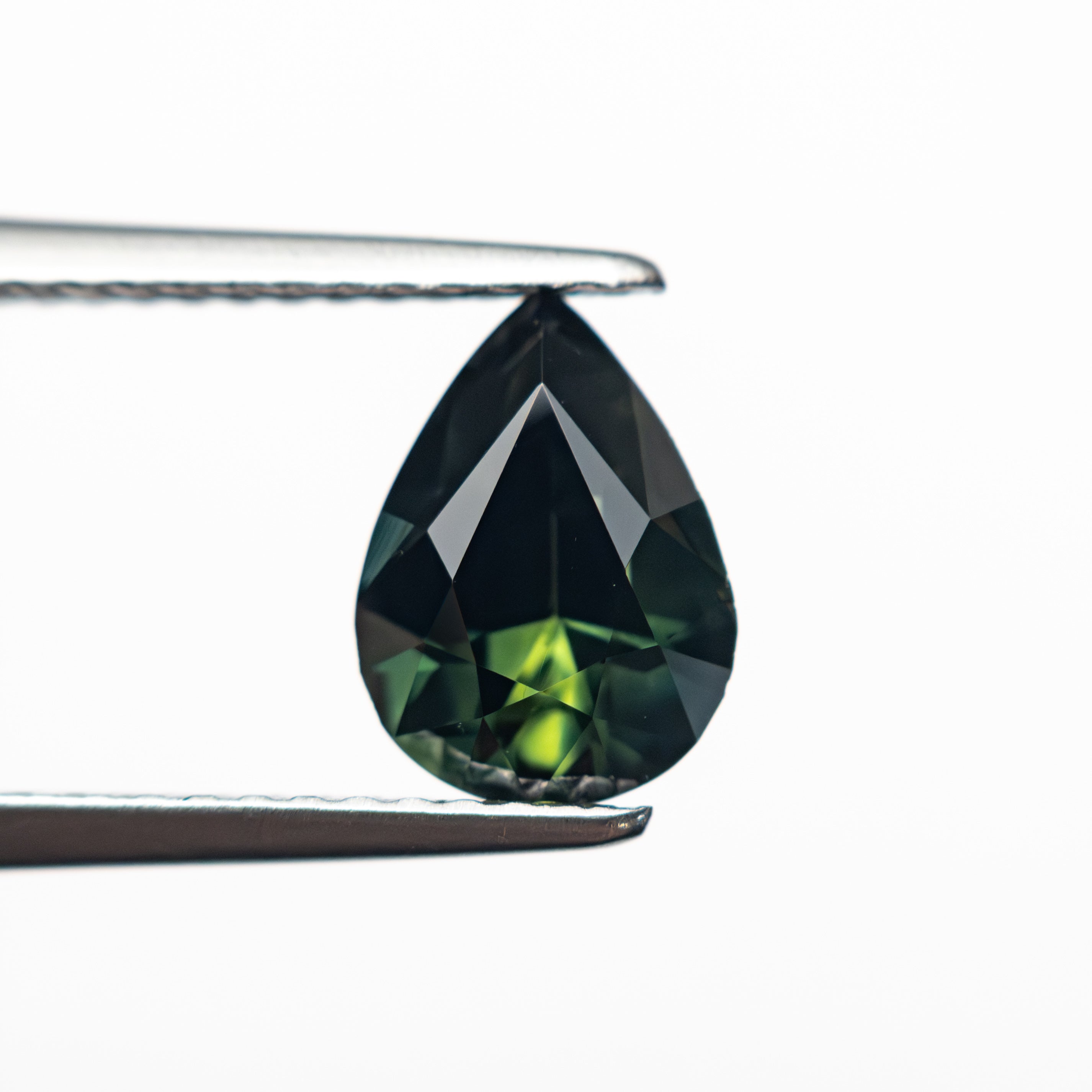 1.54ct 8.68x6.29x4.28mm Pear Brilliant Sapphire 27357-01-Staghead Designs