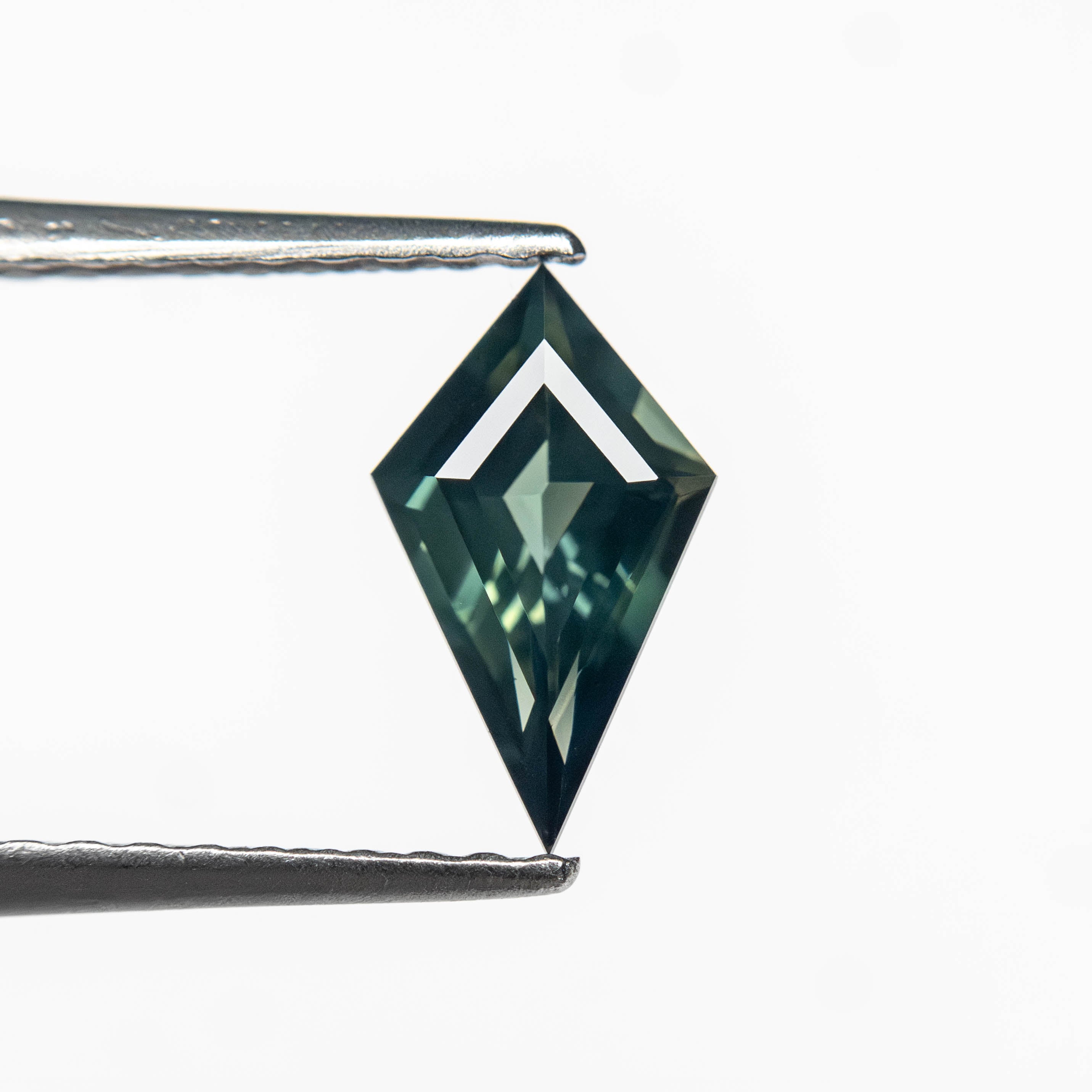 0.58ct 8.45x4.89x2.73mm Kite Step Cut Sapphire 27363-18-Staghead Designs