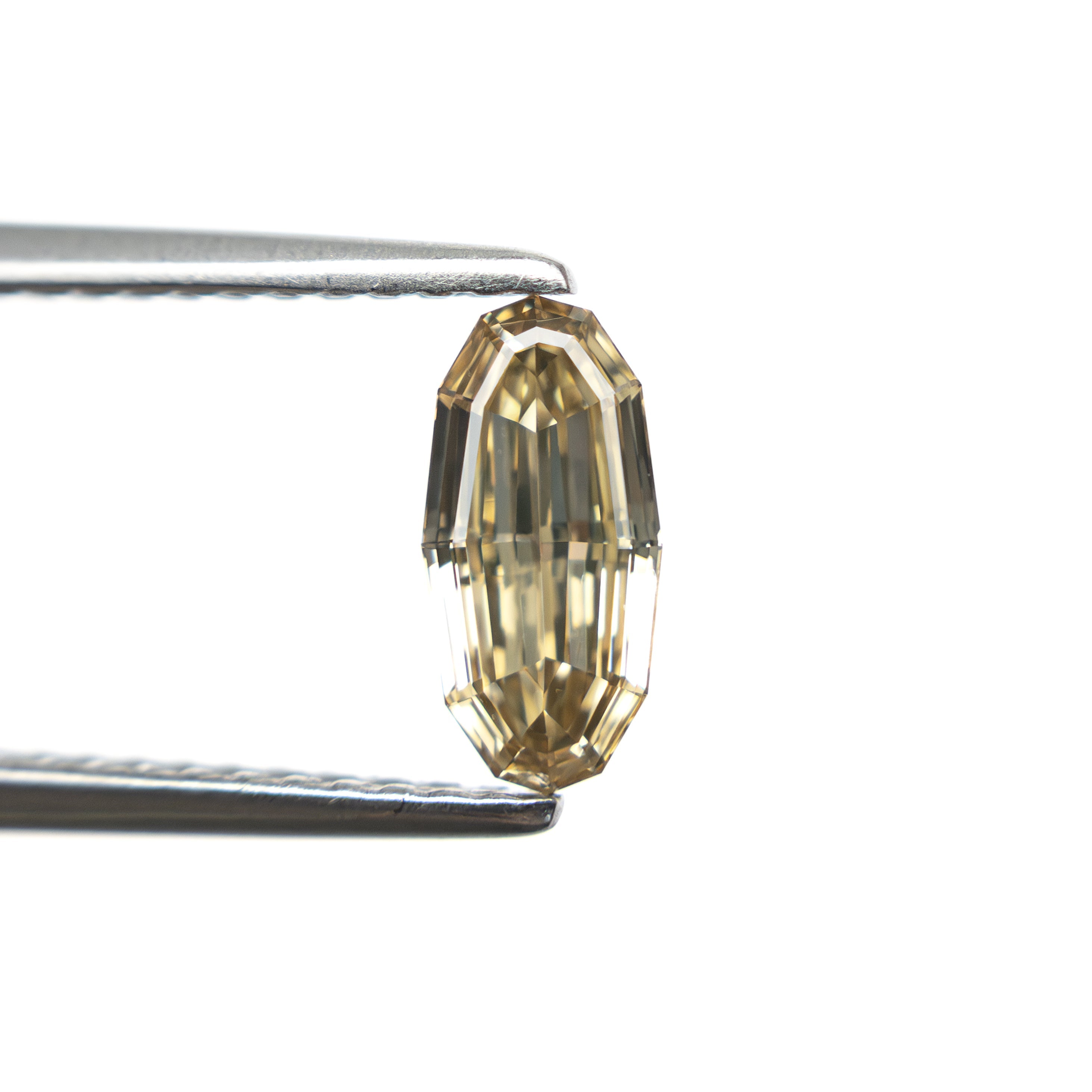0.59ct 8.16x3.96x2.19mm VVS2 C5 Geo Oval Step Cut 🇿🇦 27364-11