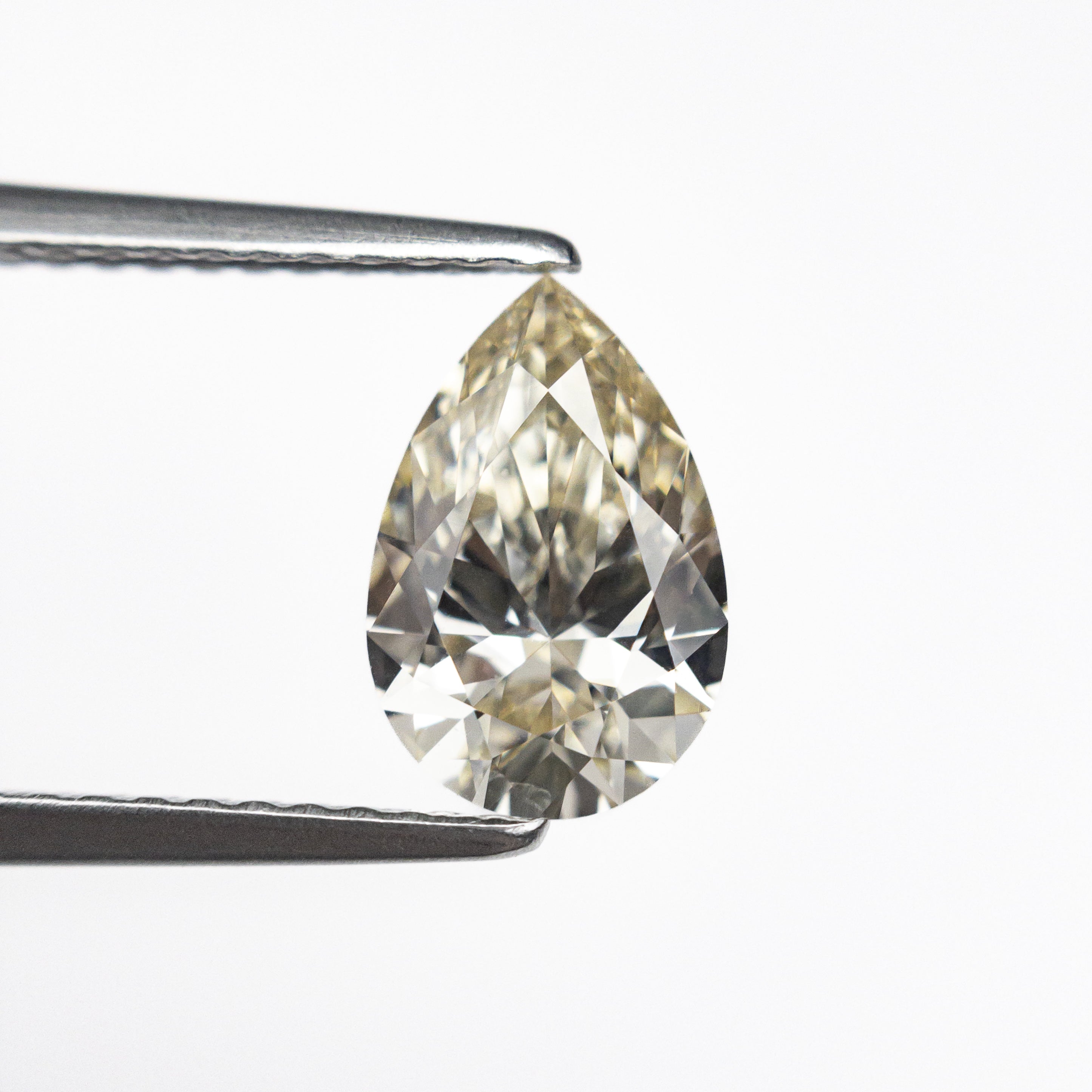 1.20ct 9.20x5.99x3.69mm VS2 O-P Pear Brilliant 🇨🇦 27376-05-Staghead Designs
