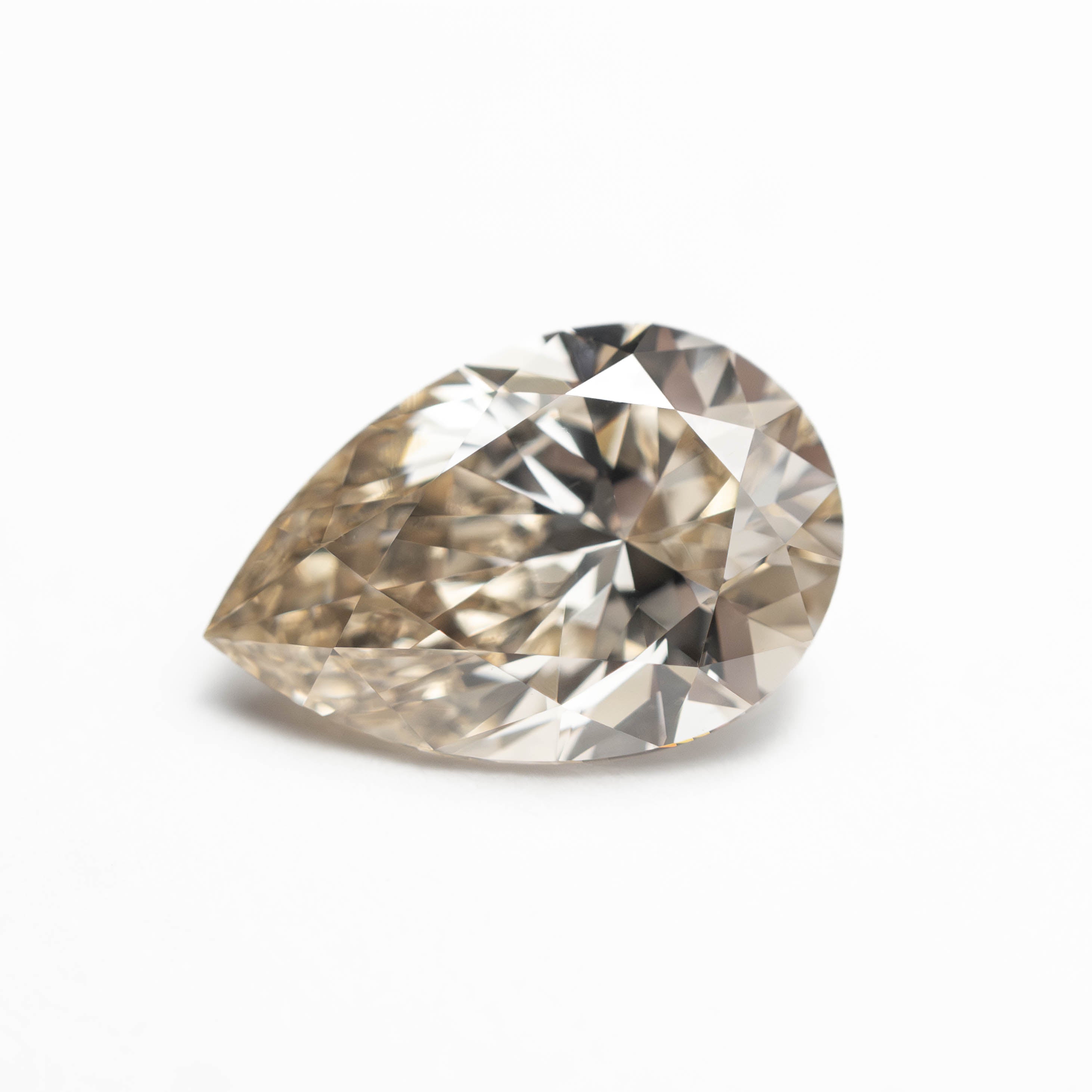 1.52ct 9.61x6.41x4.10mm SI1 S-T Pear Brilliant 27387-02-Staghead Designs
